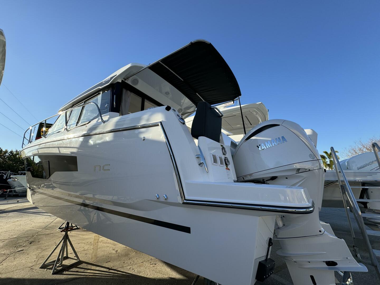 2025 Jeanneau NC 1095 Weekender-2