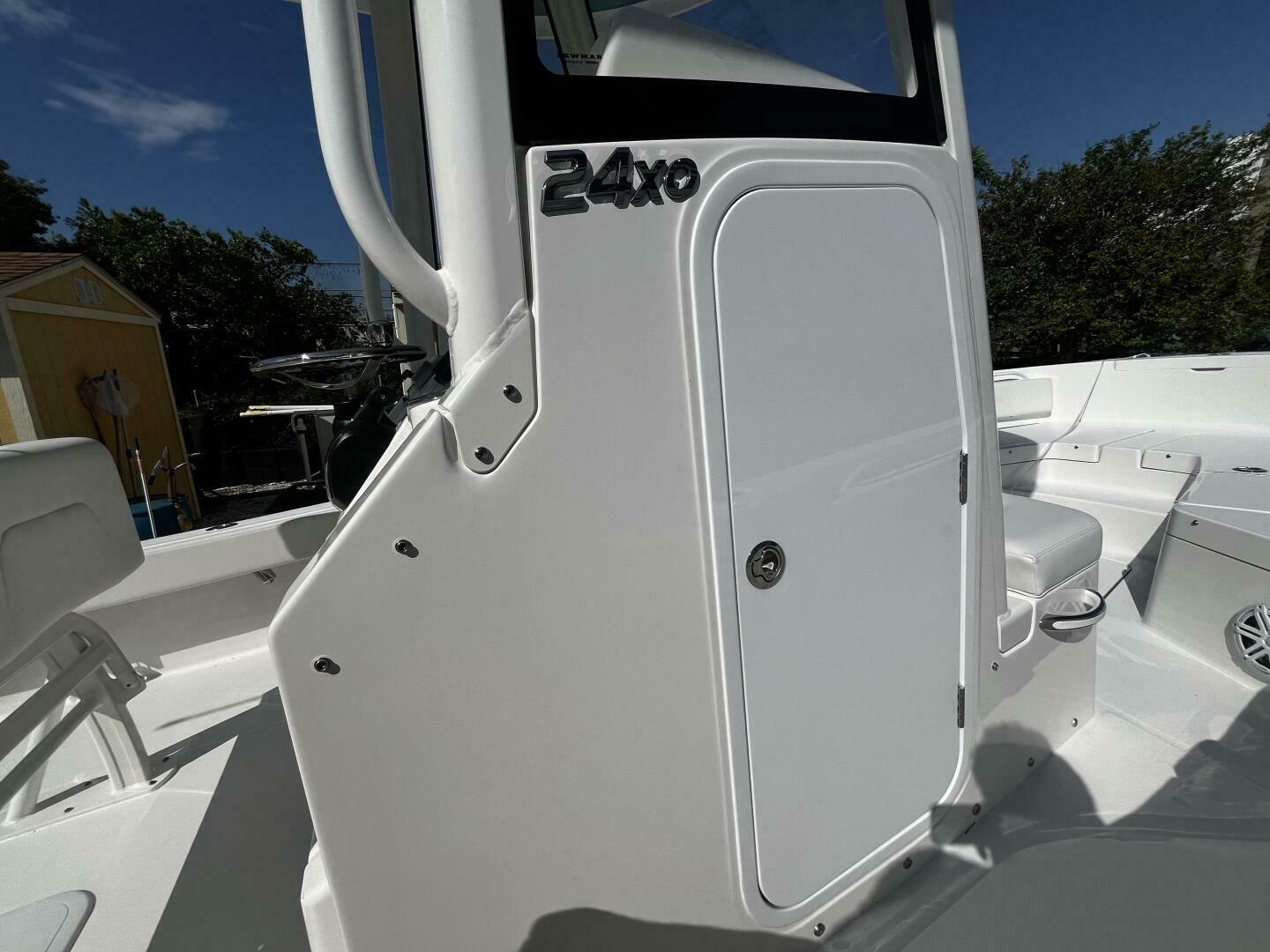 2025 Regulator 24 XO-3