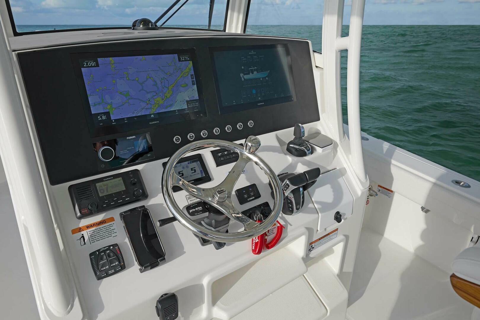 2025 Regulator 30 XO-10