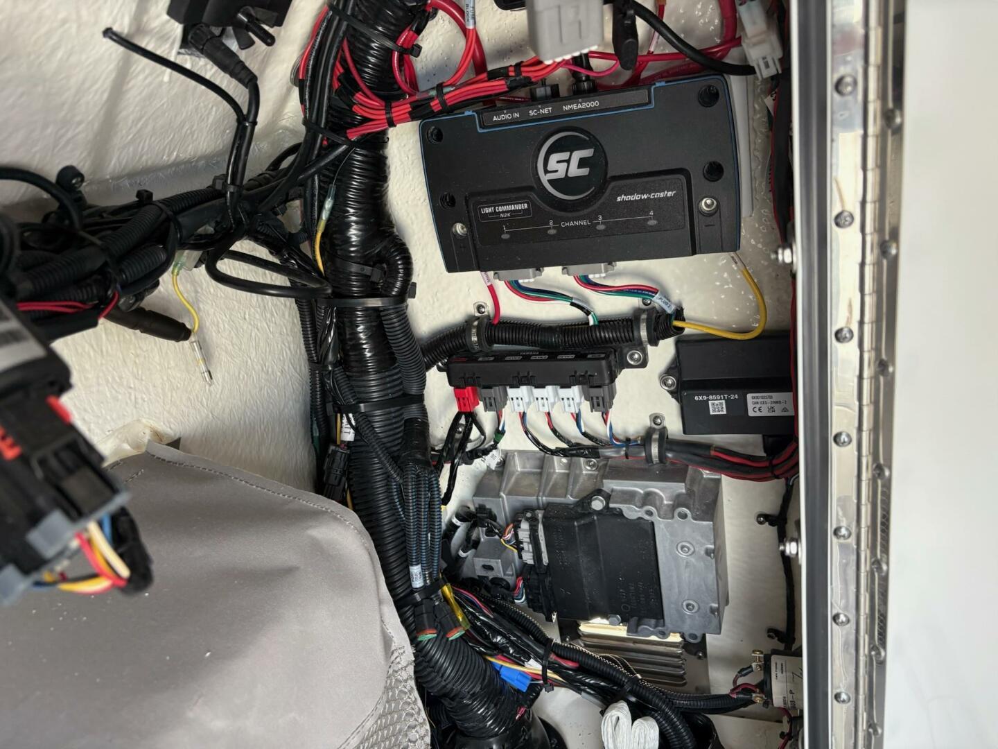 2025 Regulator 30 XO-23
