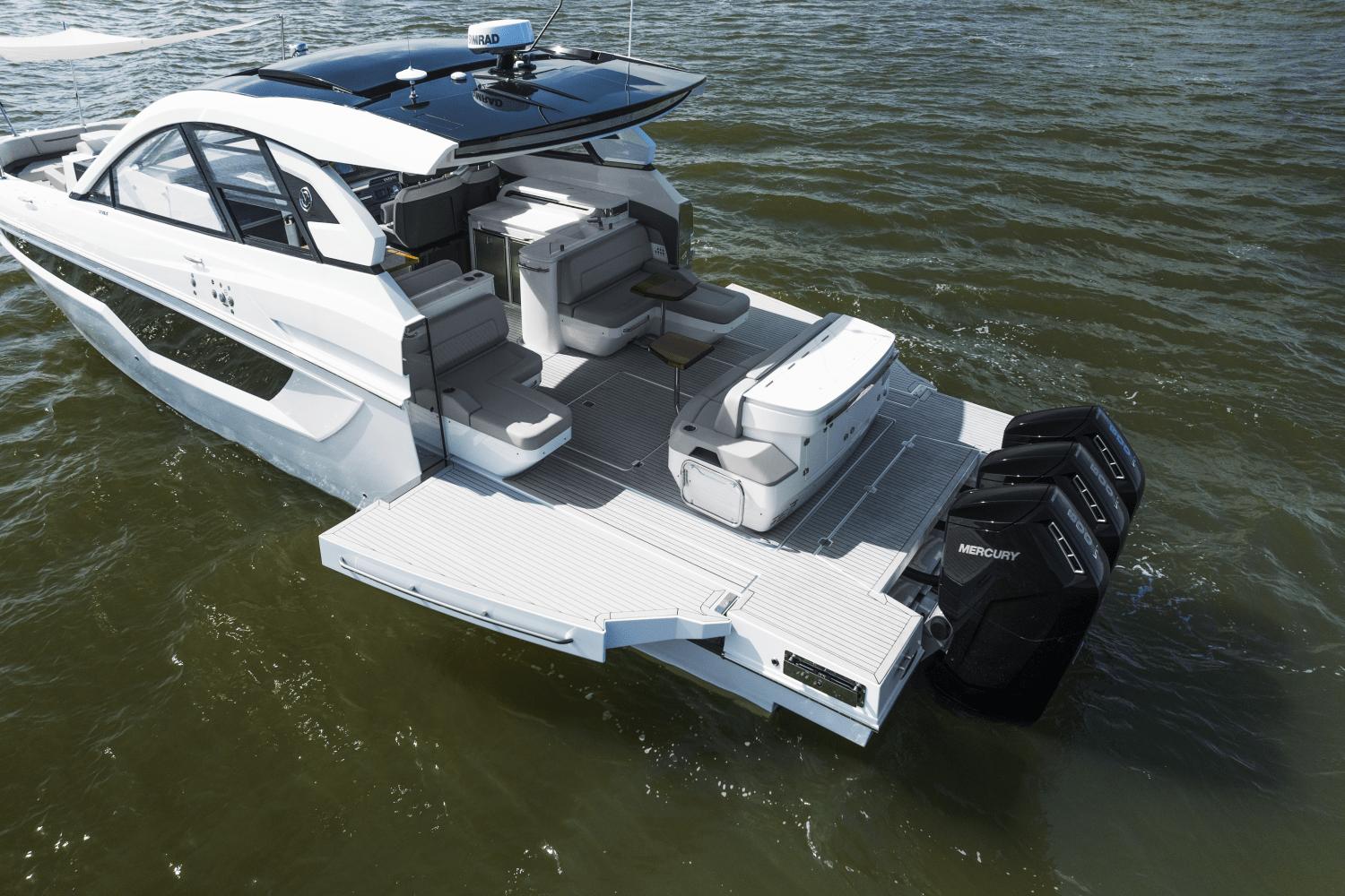2025-cruisers-yachts-50-gls-outboard-power-9754114-976602519-0-100420251325-19