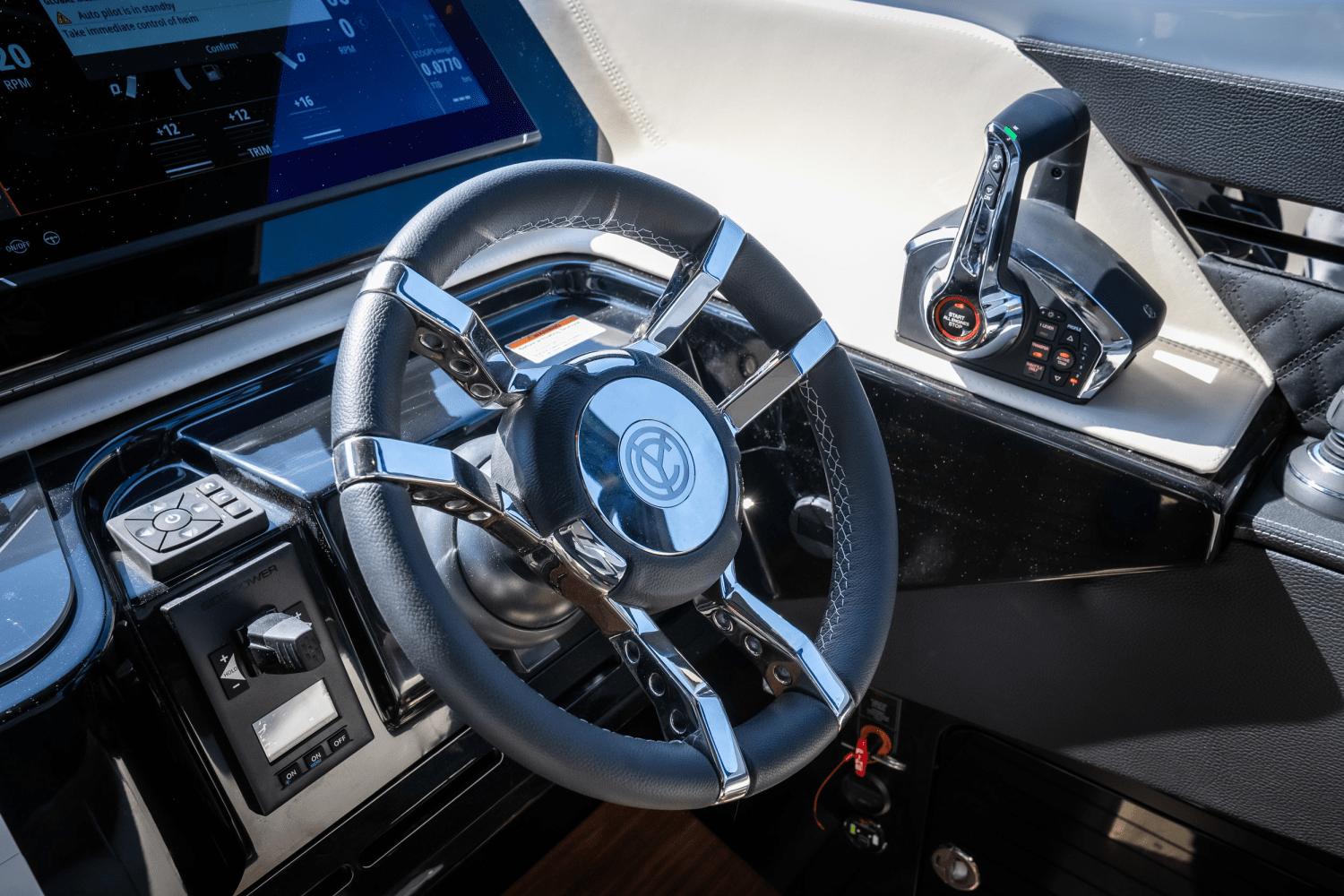 2025-cruisers-yachts-50-gls-outboard-power-9754114-978143657-0-120520251229-12