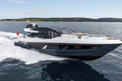2025 Sunseeker Predator 75