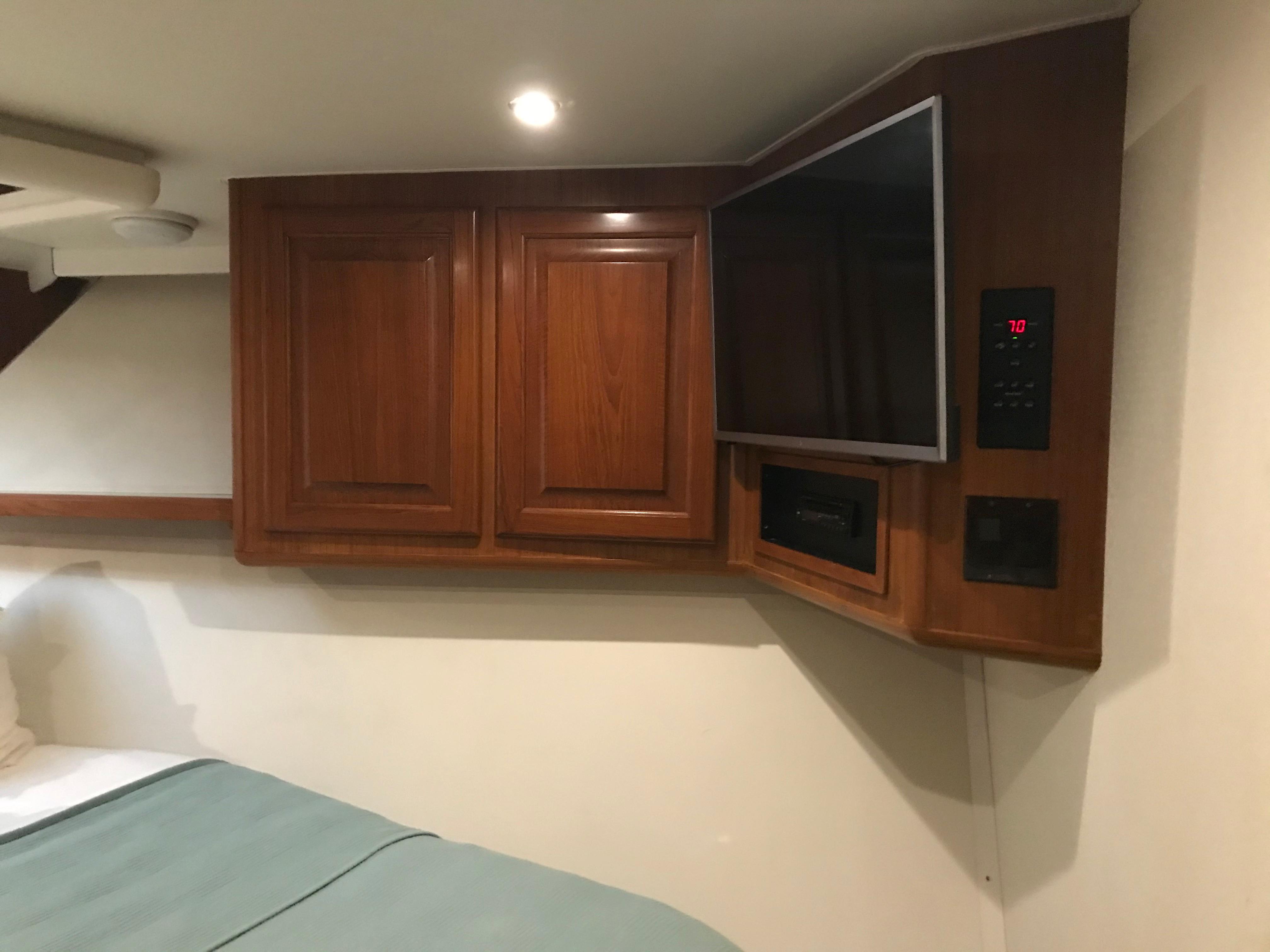 Large Storage And TV access