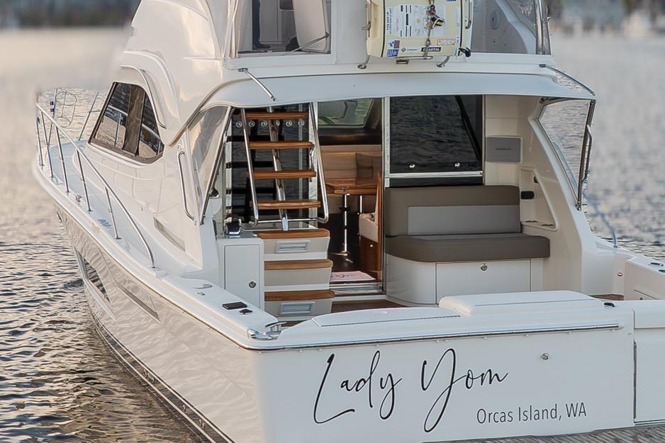 2017 Riviera 43 Flybridge #TBBA43057 inventory image at Sun Country Yachts, South Lake Union (Seattle)