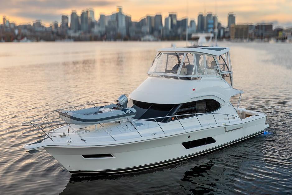 2017 Riviera 43 Flybridge #TBBA43057 inventory image at Sun Country Yachts, South Lake Union (Seattle)