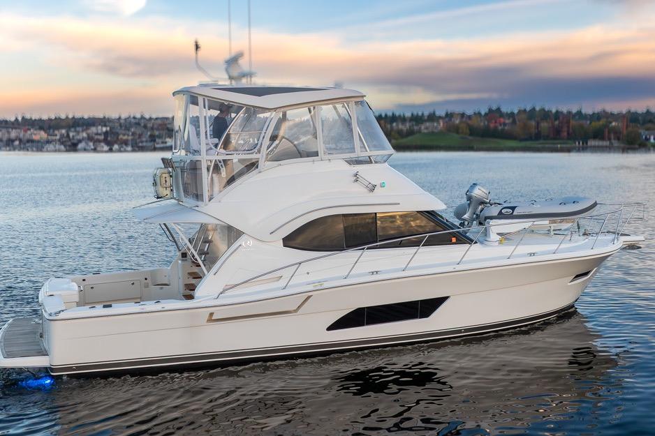 2017 Riviera 43 Flybridge #TBBA43057 inventory image at Sun Country Yachts, South Lake Union (Seattle)