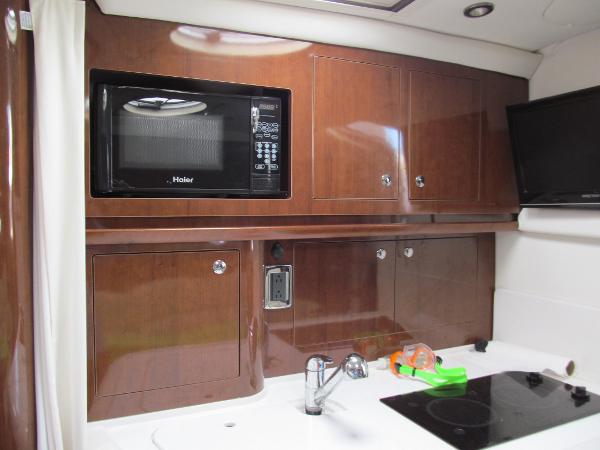 33' Four Winns, Listing Number 100847016, - Photo No. 33