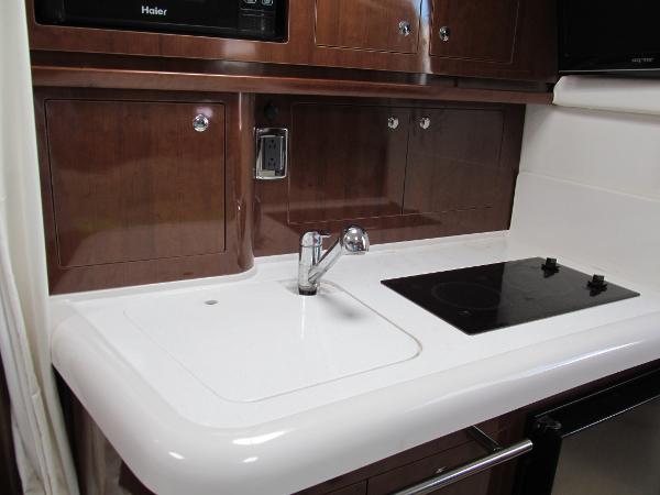 33' Four Winns, Listing Number 100847016, - Photo No. 35