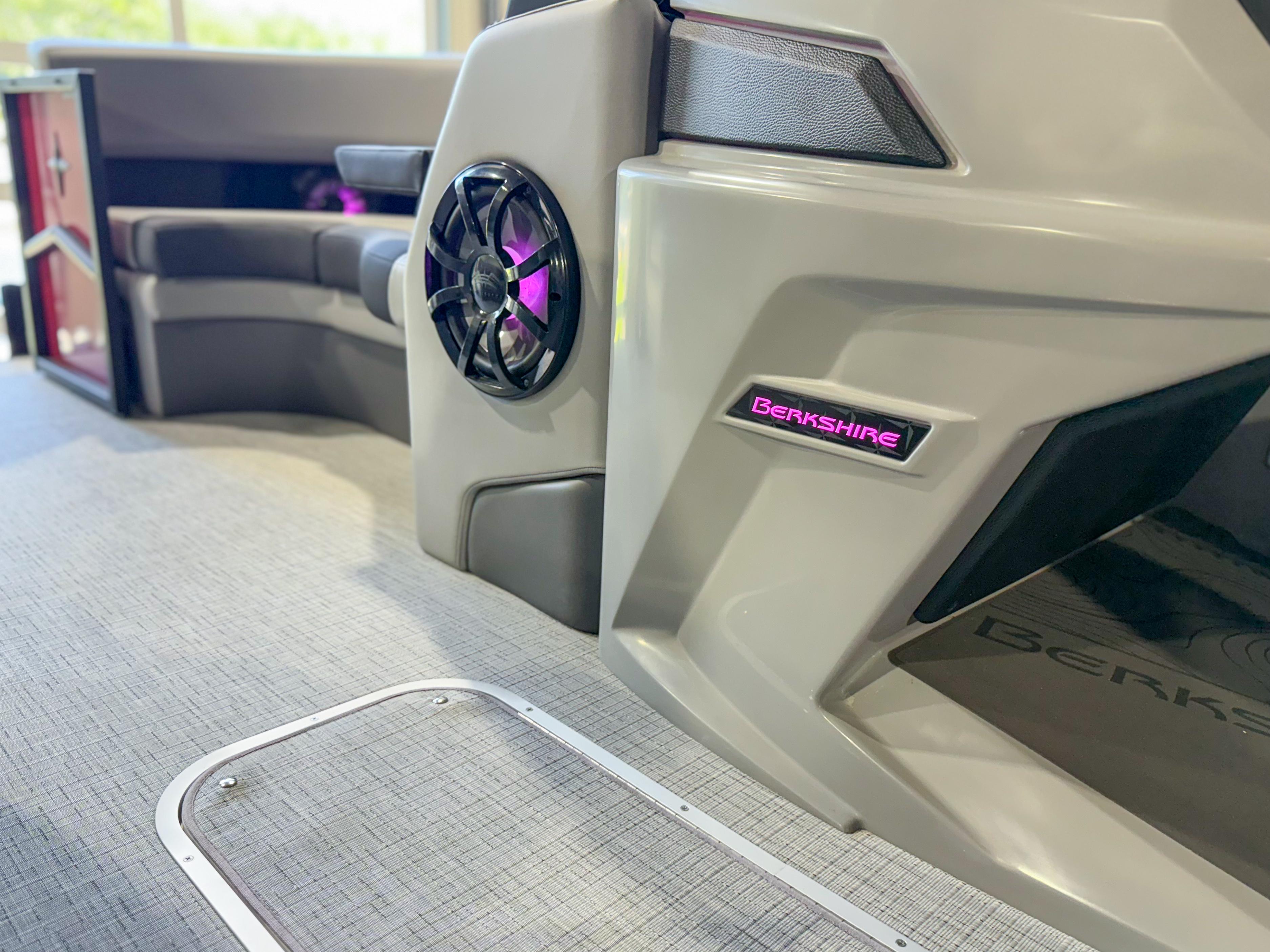 2025 Berkshire 23SBE STS / Suzuki 250 - Image 13