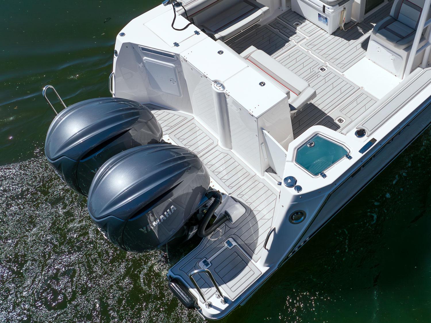 Solara-S-310 CW 2025 -FL-US-Solara S-310 CW 2025 boat with dual engines on water.-9624144 | Thumbnail