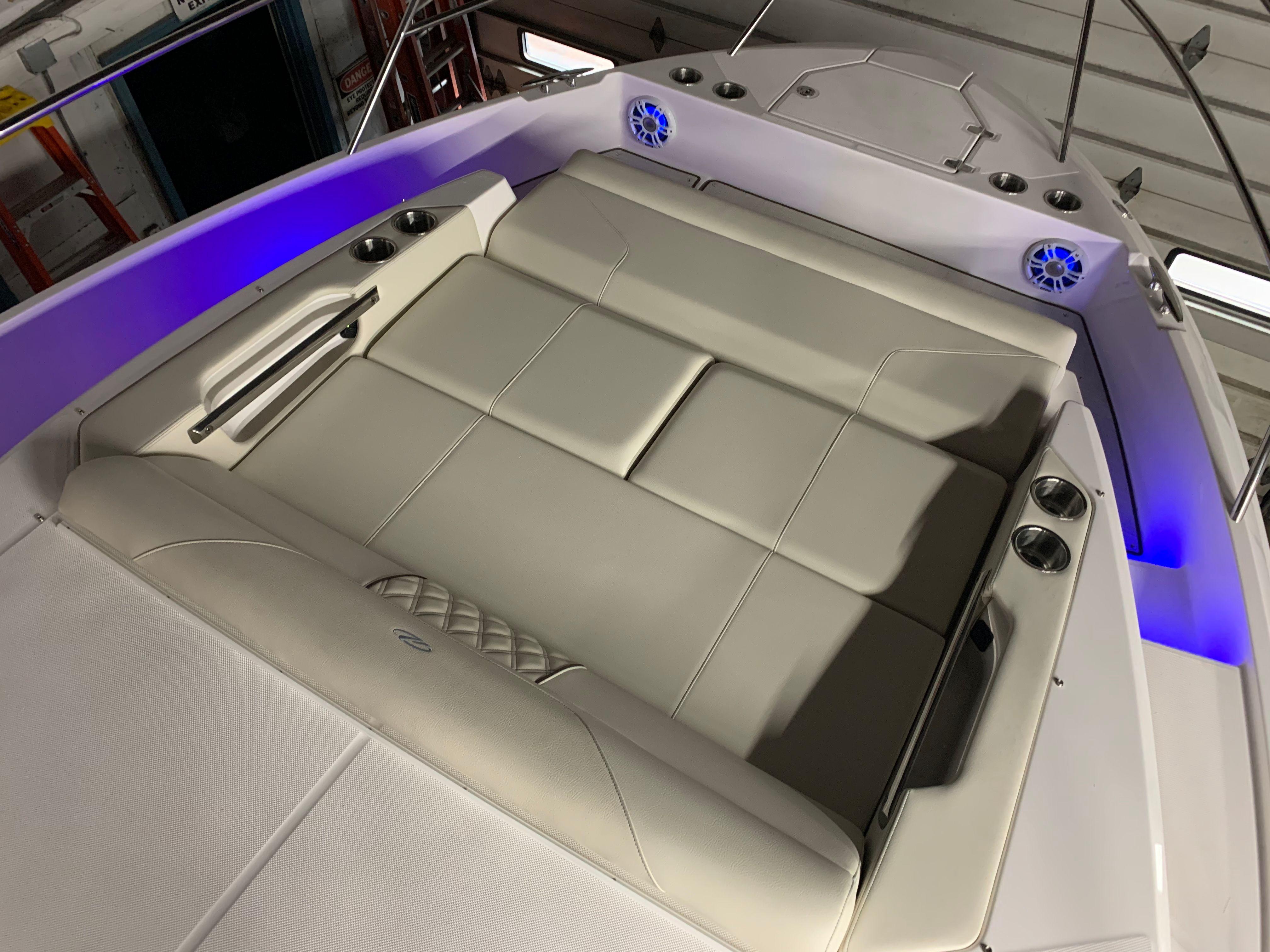 2025 Regal 36XO-21