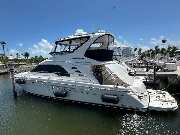 Photo of 2001 Sea Ray 56'