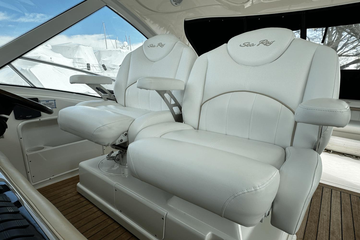 2008-sea-ray-48-sundancer-power-9754153-976811808-0-140420251437-30