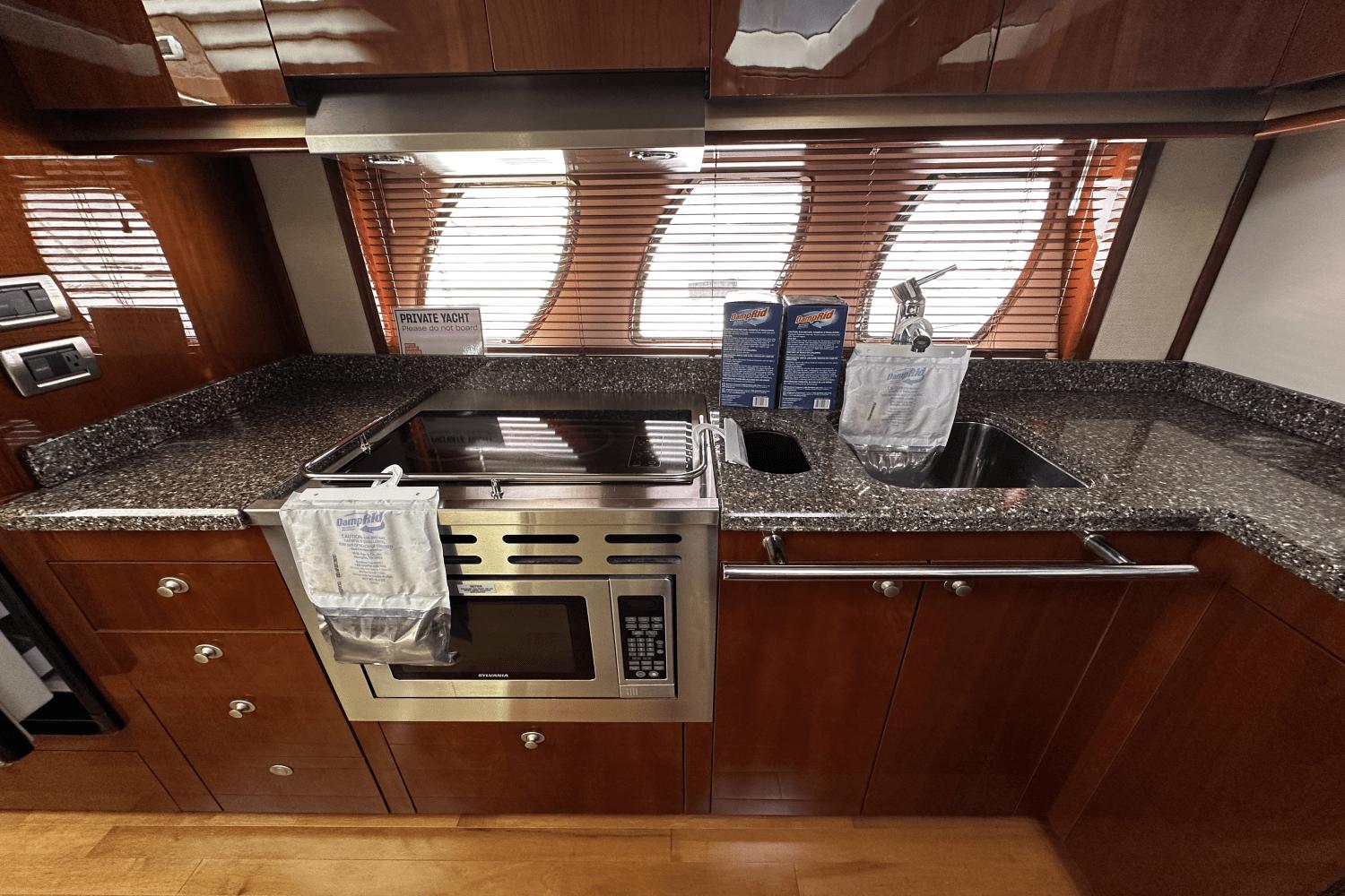 2008-sea-ray-48-sundancer-power-9754153-976811812-0-140420251437-42