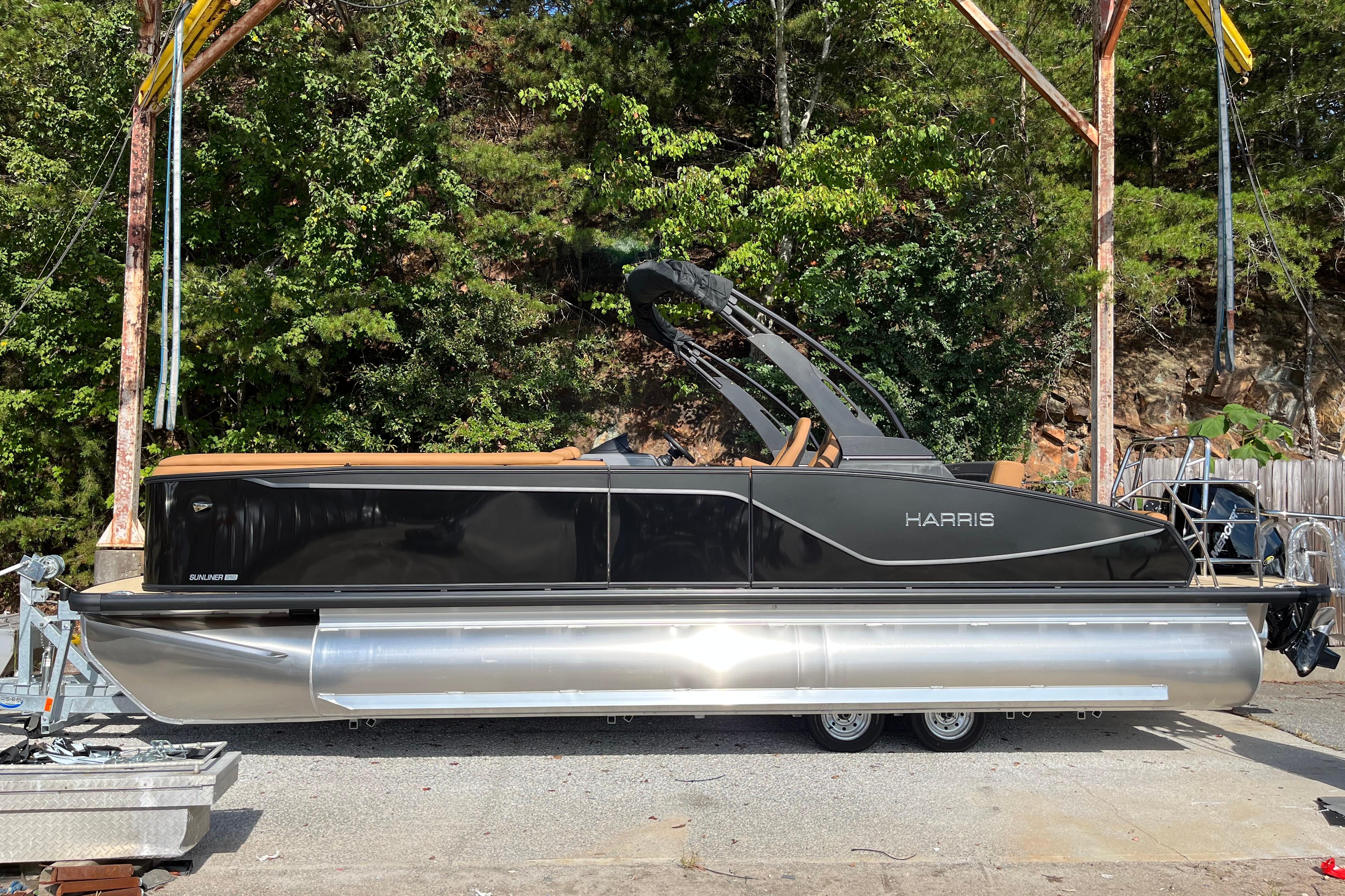 2025 Harris Sunliner 250