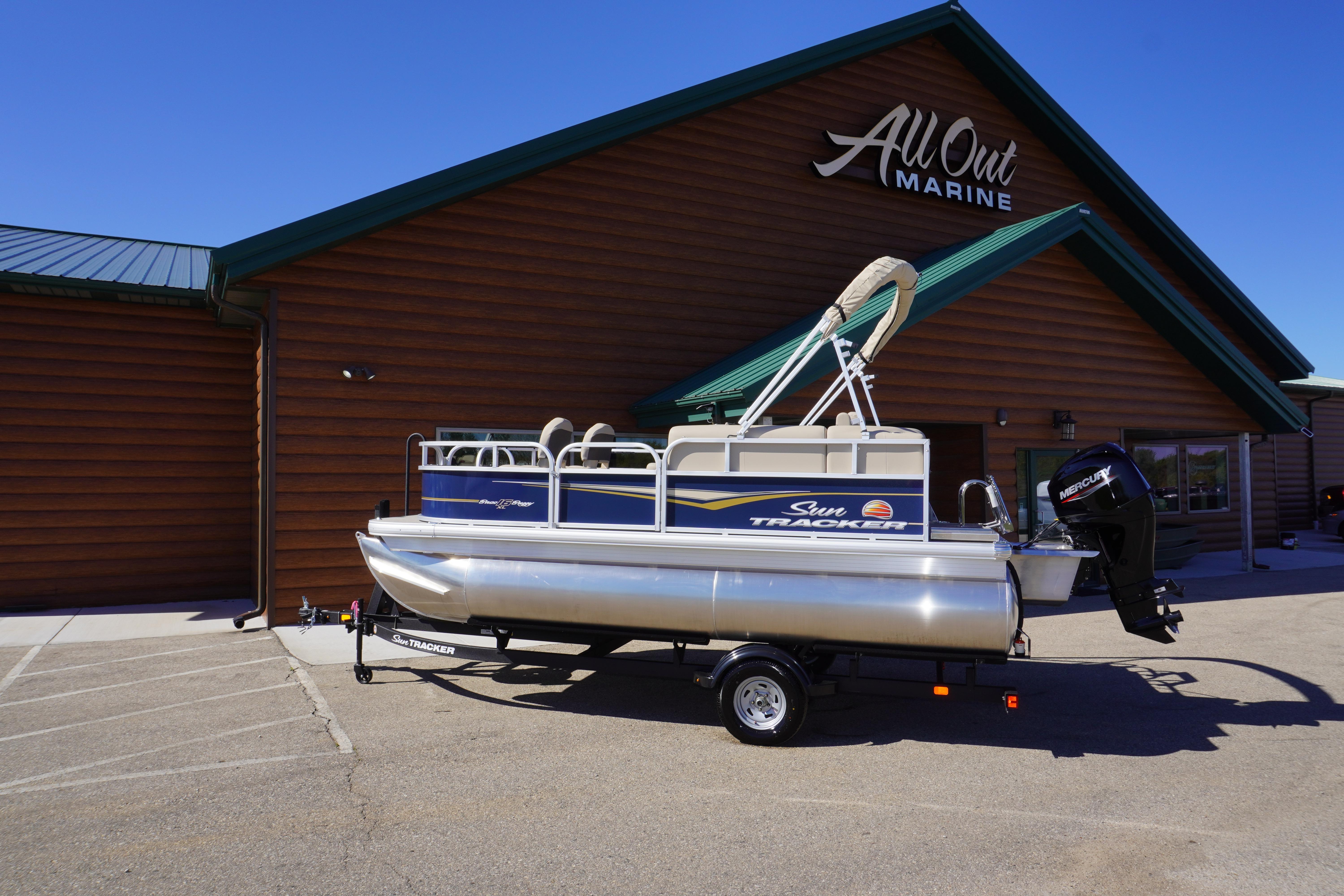 2025 Sun Tracker Bass Buggy 16 XL Select pontoon boat at All Out Marine.