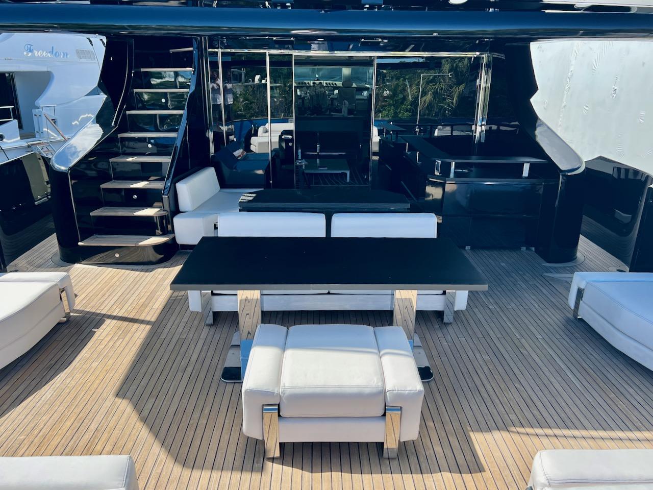 2008 Azimut 103S SETTE