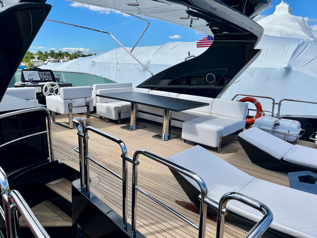 2008 Azimut 103S SETTE