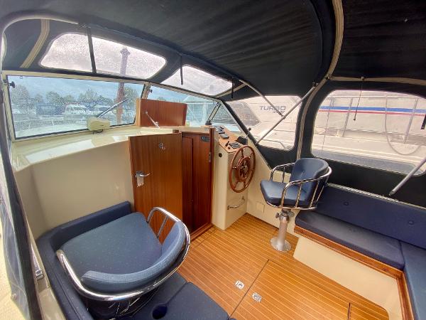 2006 Antaris 720 Family