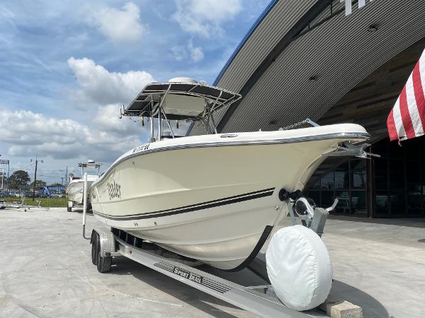2006 Triton boat for sale, model of the boat is 2690 CC & Image # 8 of 28