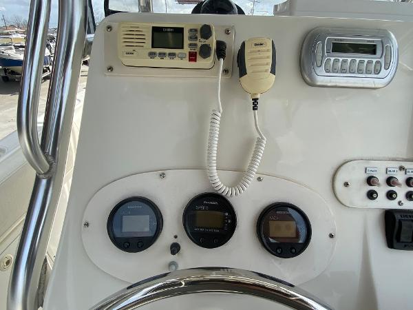 2006 Triton boat for sale, model of the boat is 2690 CC & Image # 21 of 28