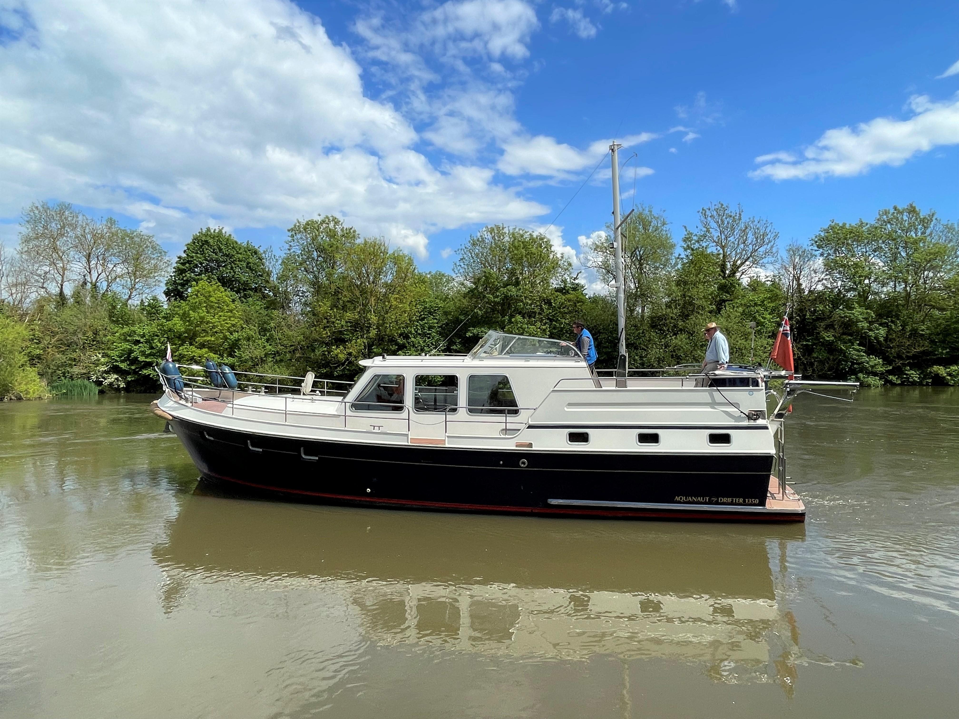 2002 Aquanaut Drifter 1350 AK for sale at Bray Marine Sales