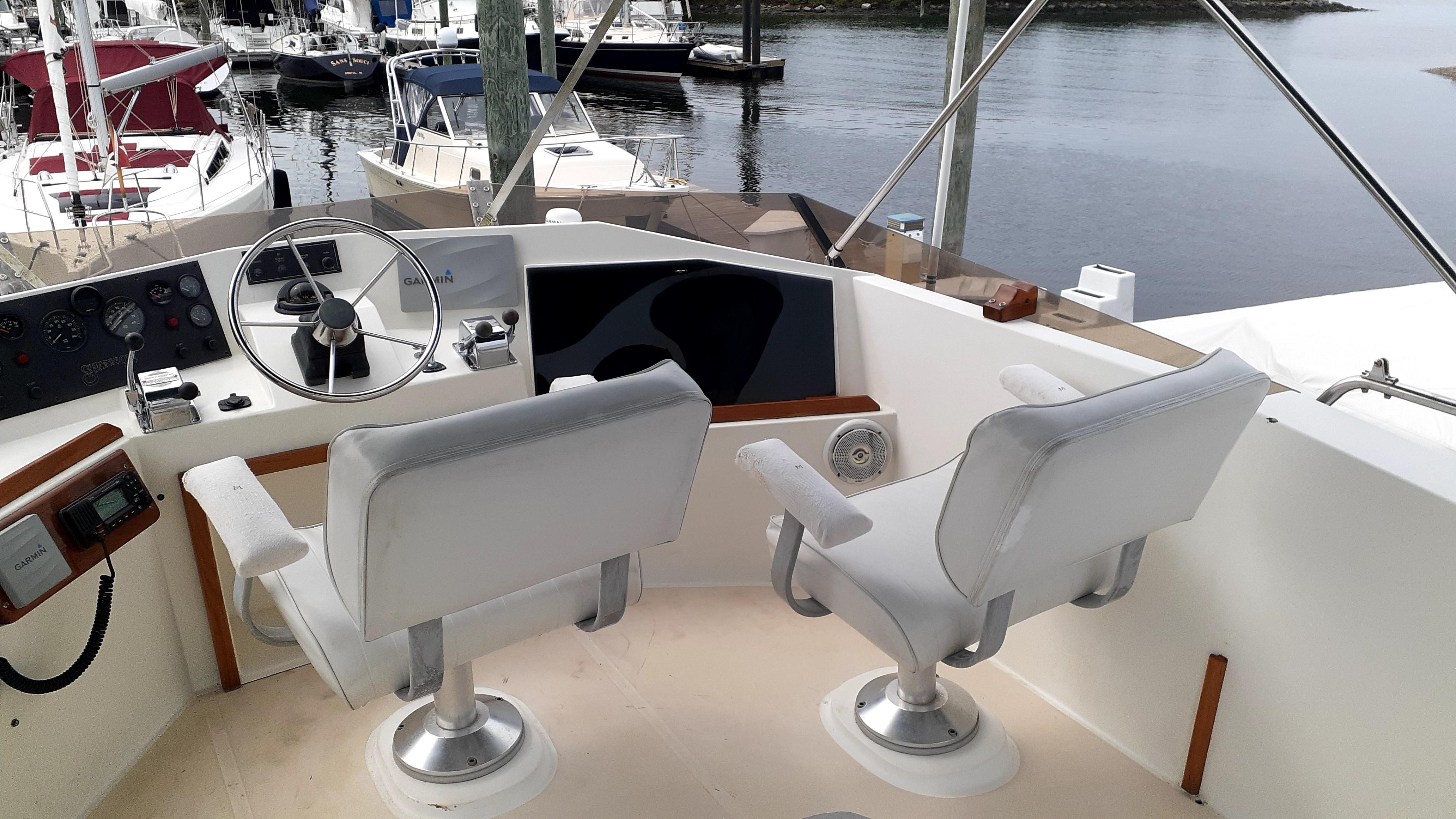 36 Shannon Voyager 36 1991 "Mobius" HMY Yachts