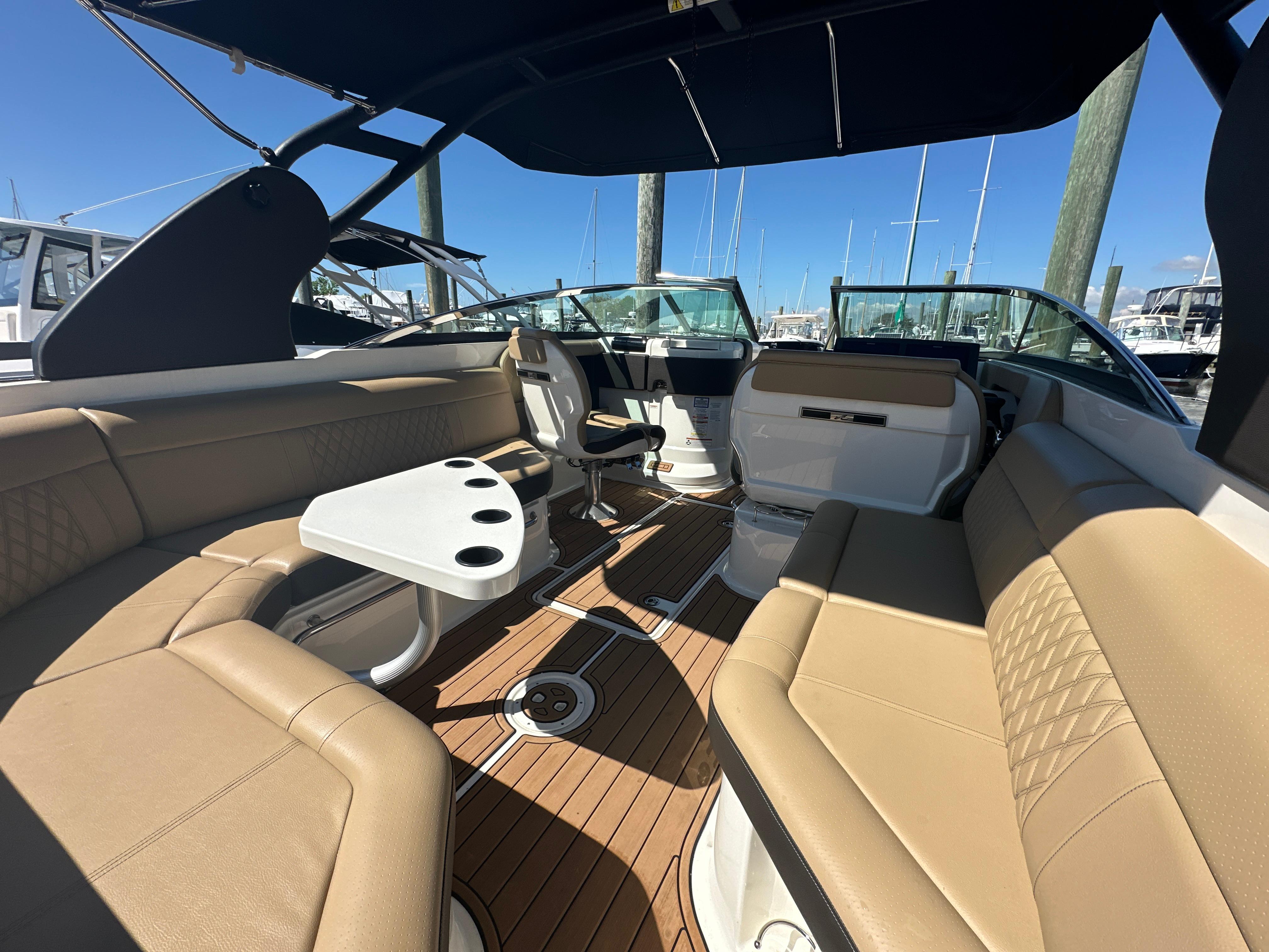 2019-sea-ray-slx-280-power-9784160-20250507090359871-1_XLARGE