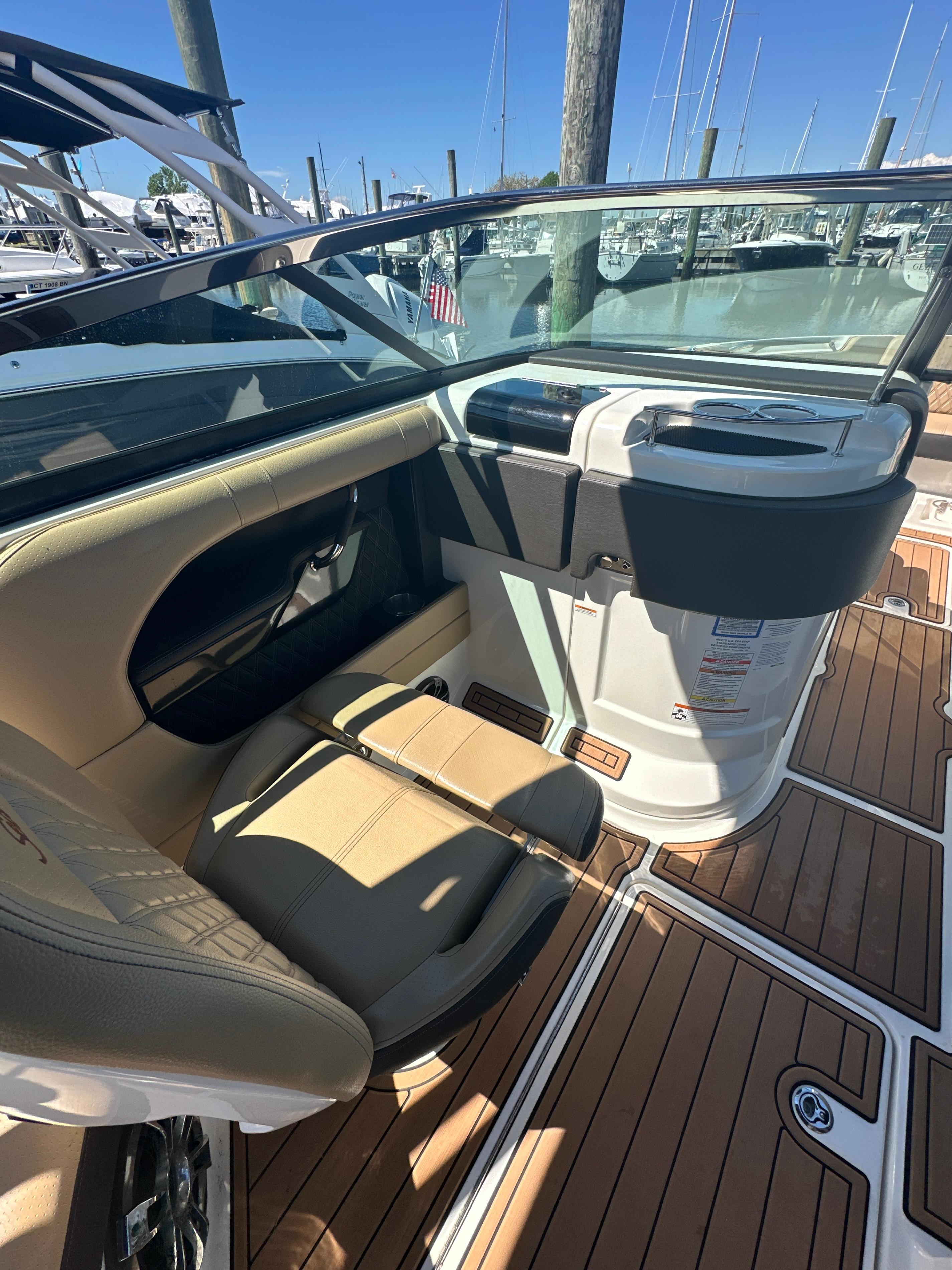 2019-sea-ray-slx-280-power-9784160-20250507090424904-1_XLARGE
