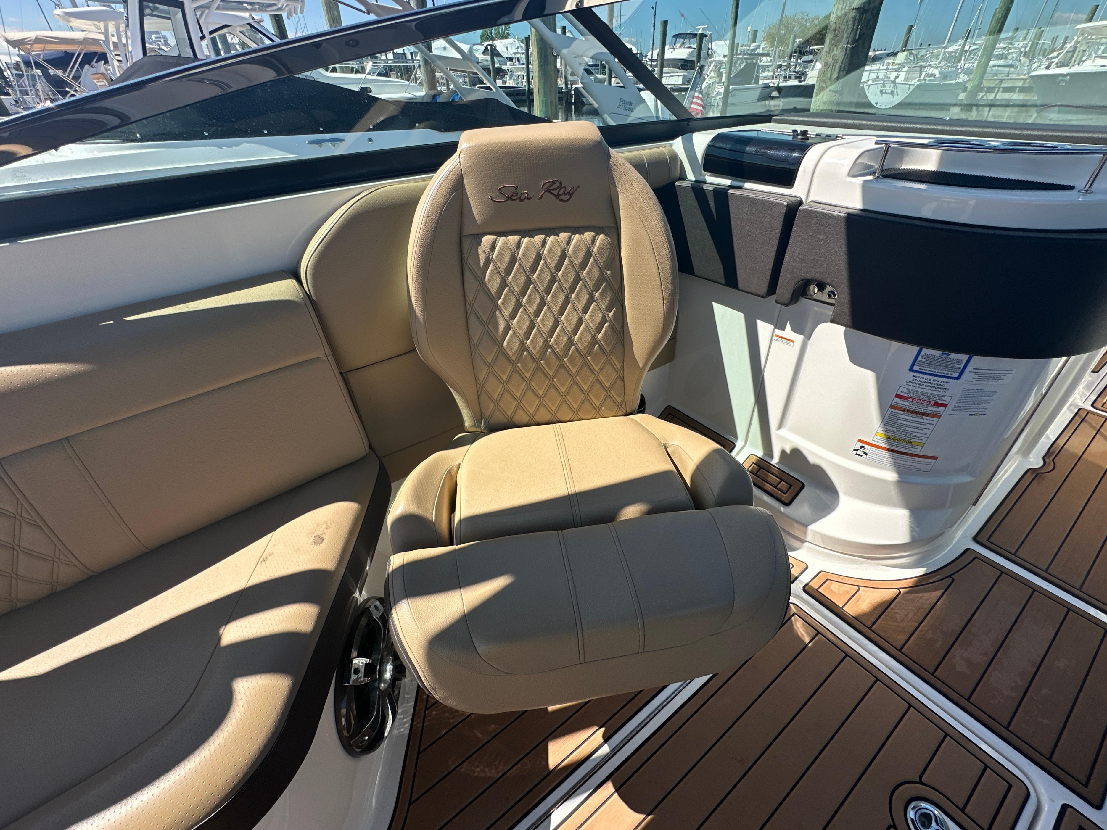 2019-sea-ray-slx-280-power-9784160-20250507090426883-1_XLARGE