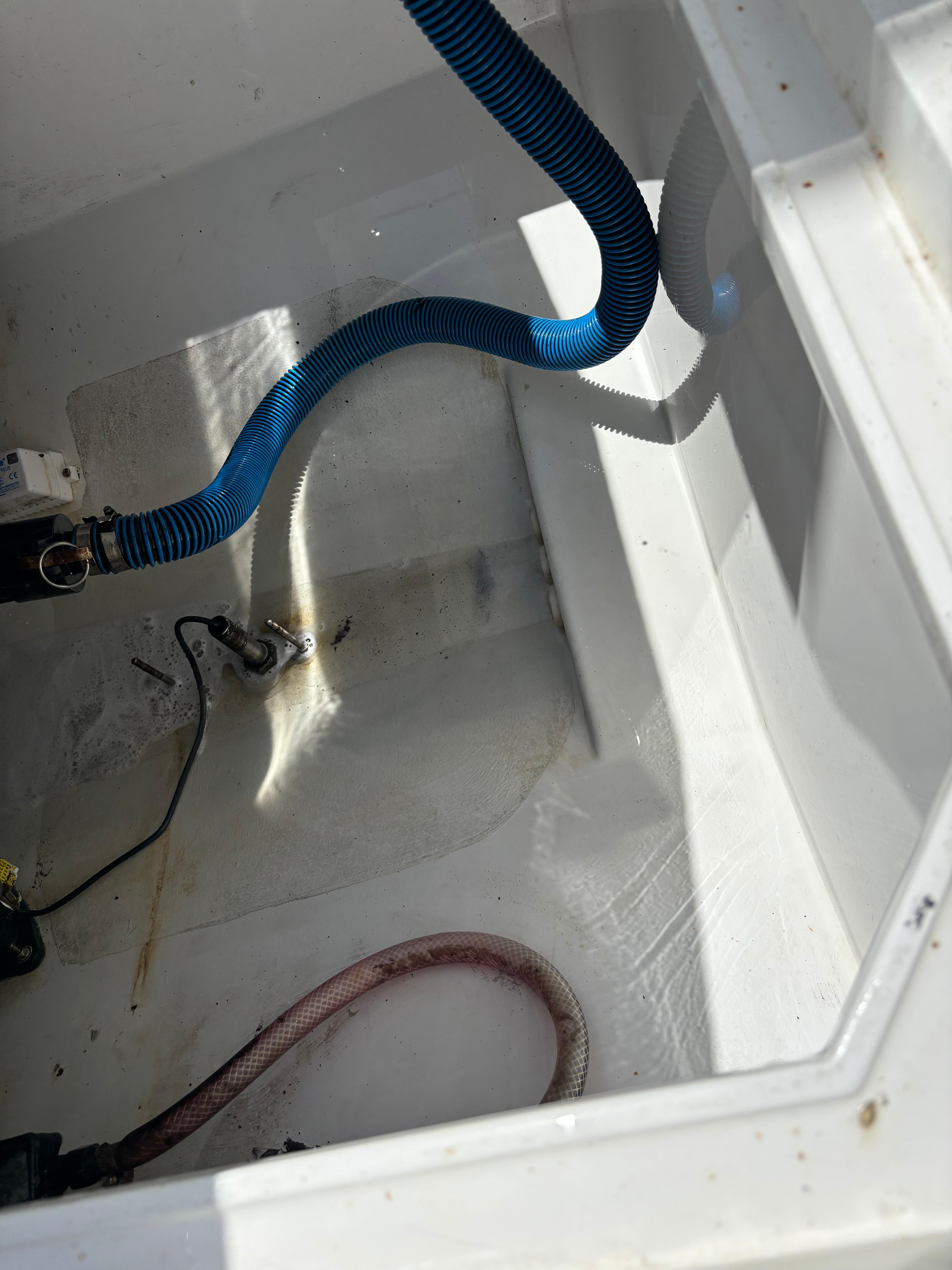 2006-southport-26-center-console-power-9654166-978076472-0-100520251125-19