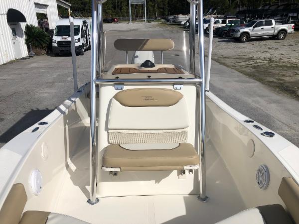 2021 Pioneer boat for sale, model of the boat is 180 Islander & Image # 10 of 24