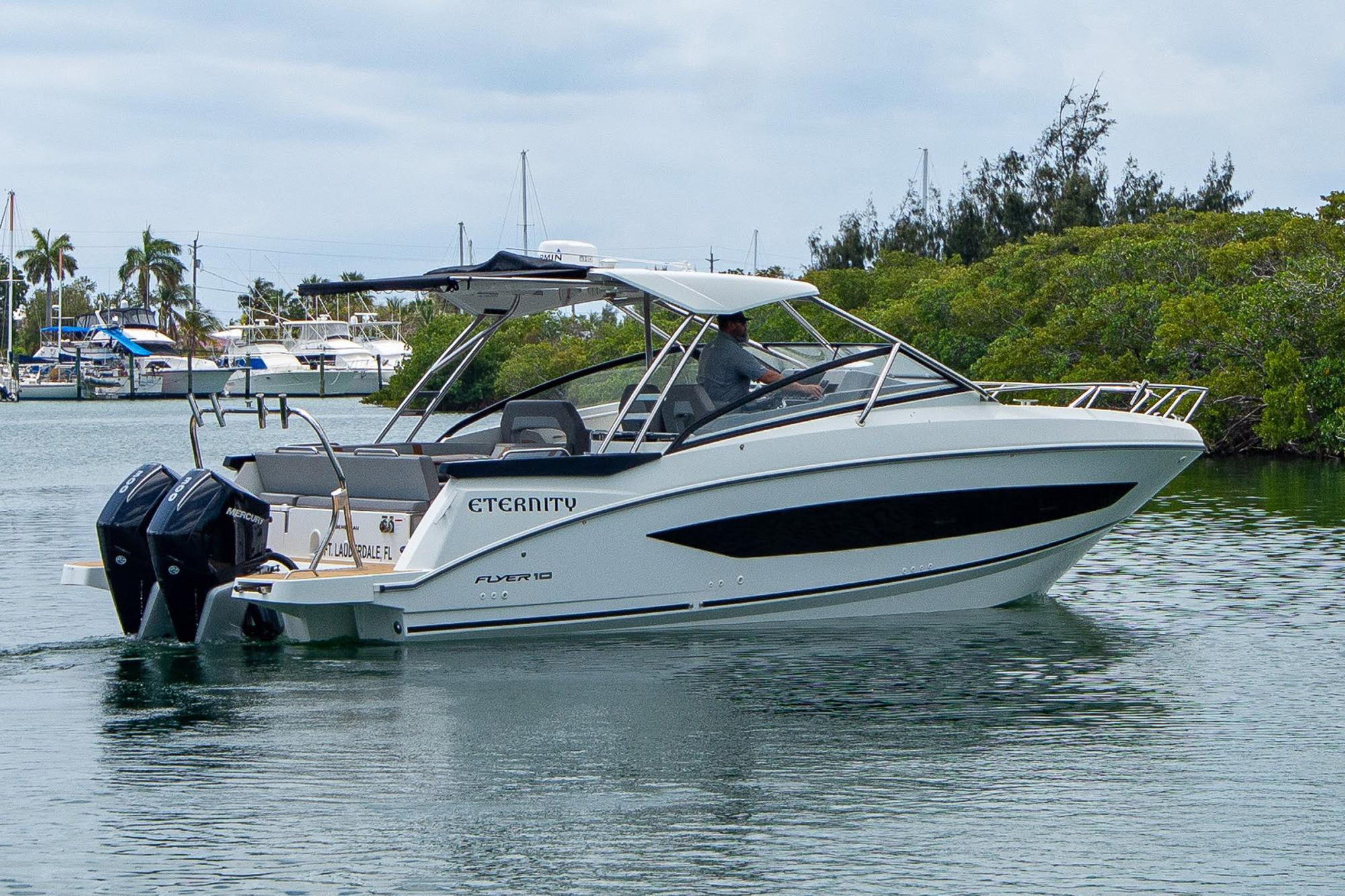 Yacht Photos Pics