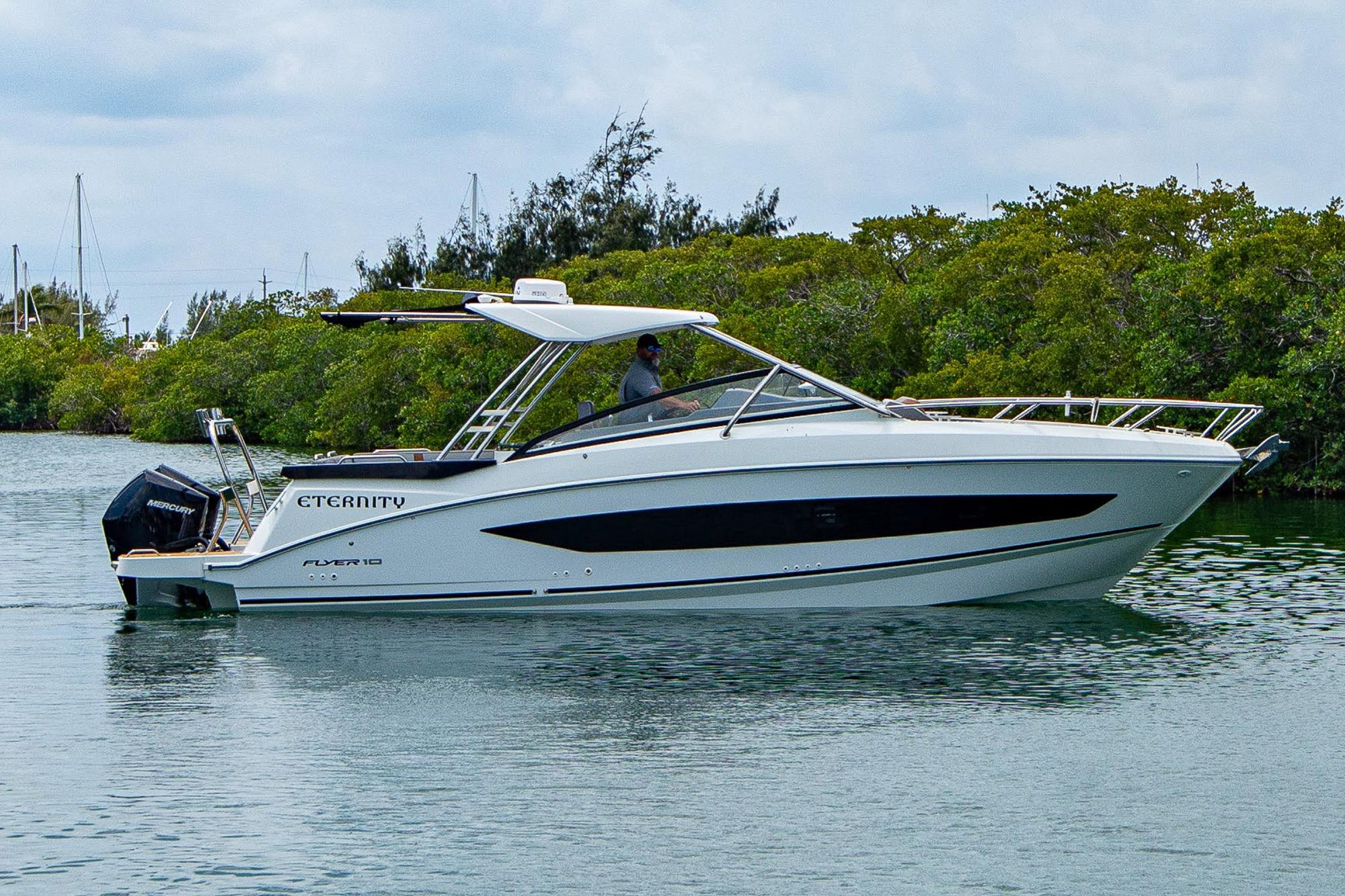 Yacht Photos Pics