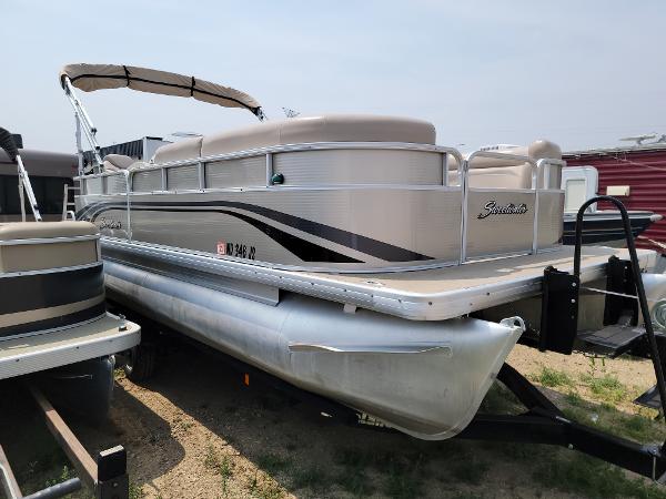 2014 Godfrey Pontoon boat for sale, model of the boat is Sweetwater 2286 & Image # 4 of 18