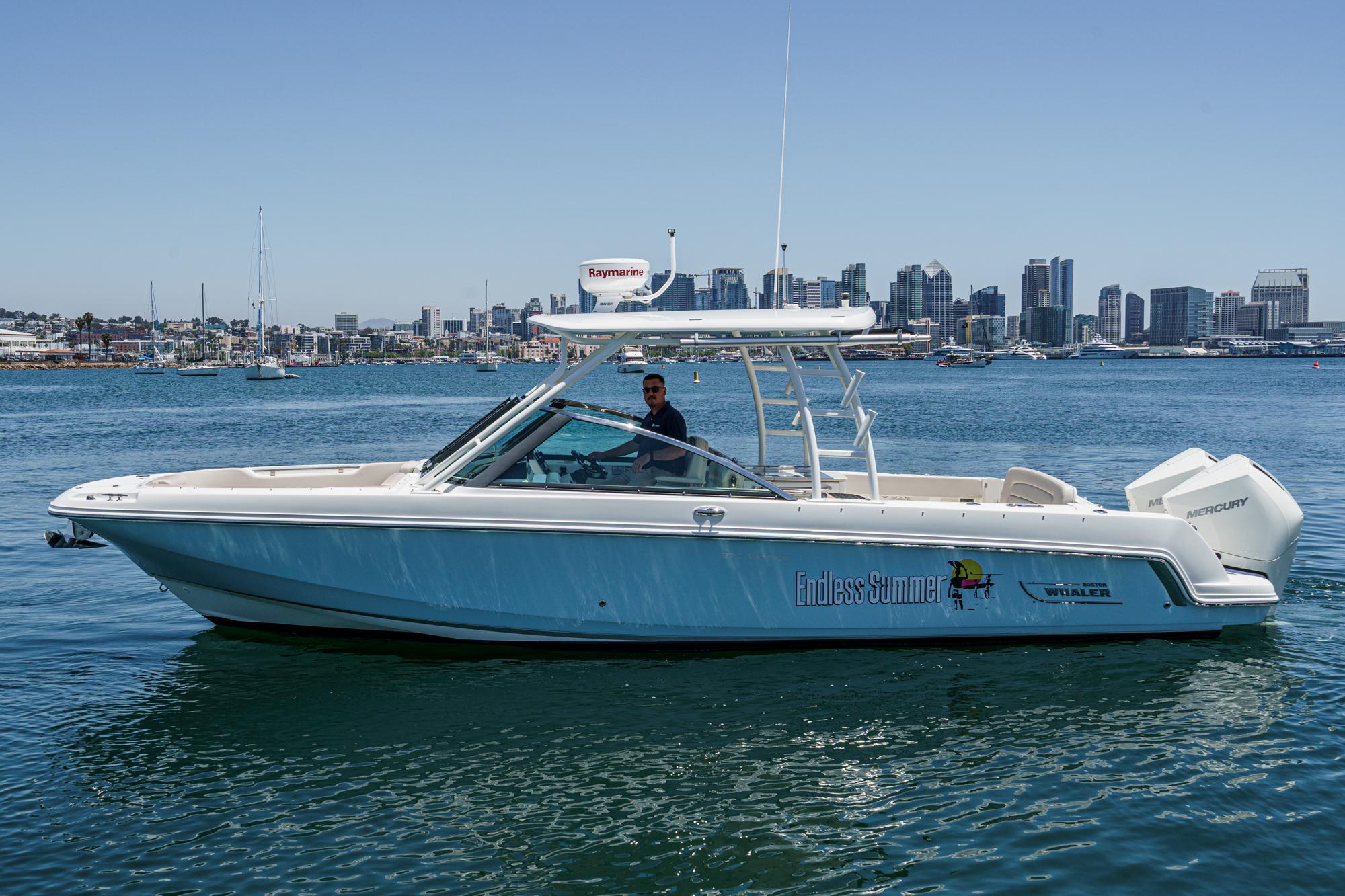 2019 Boston Whaler 270 Vantage #TBRM2431D inventory image at Sun Country Marine Group, San Diego Harbor Island 2019 Boston Whaler 270 Vantage #TBRM2431D inventory image at Sun Country Marine Group, San Diego Harbor Island