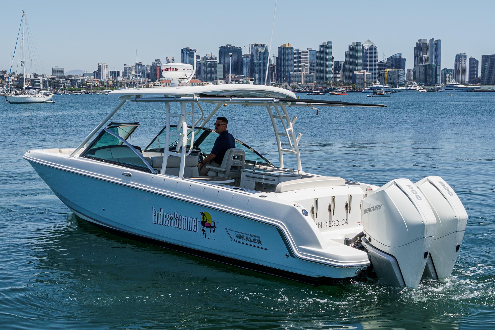 2019 Boston Whaler 270 Vantage #TBRM2431D inventory image at Sun Country Marine Group, San Diego Harbor Island 2019 Boston Whaler 270 Vantage #TBRM2431D inventory image at Sun Country Marine Group, San Diego Harbor Island