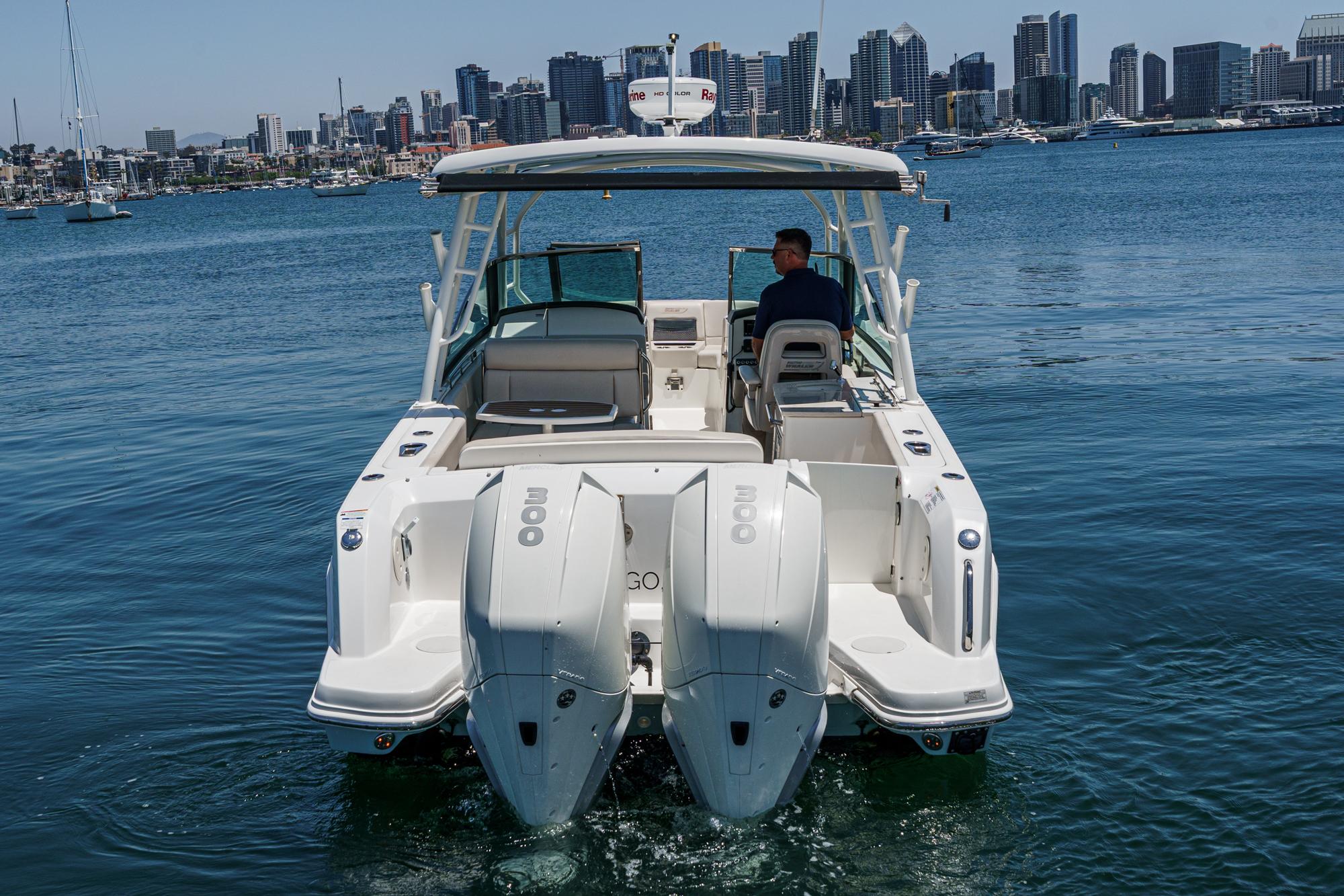 2019 Boston Whaler 270 Vantage #TBRM2431D inventory image at Sun Country Marine Group, San Diego Harbor Island 2019 Boston Whaler 270 Vantage #TBRM2431D inventory image at Sun Country Marine Group, San Diego Harbor Island