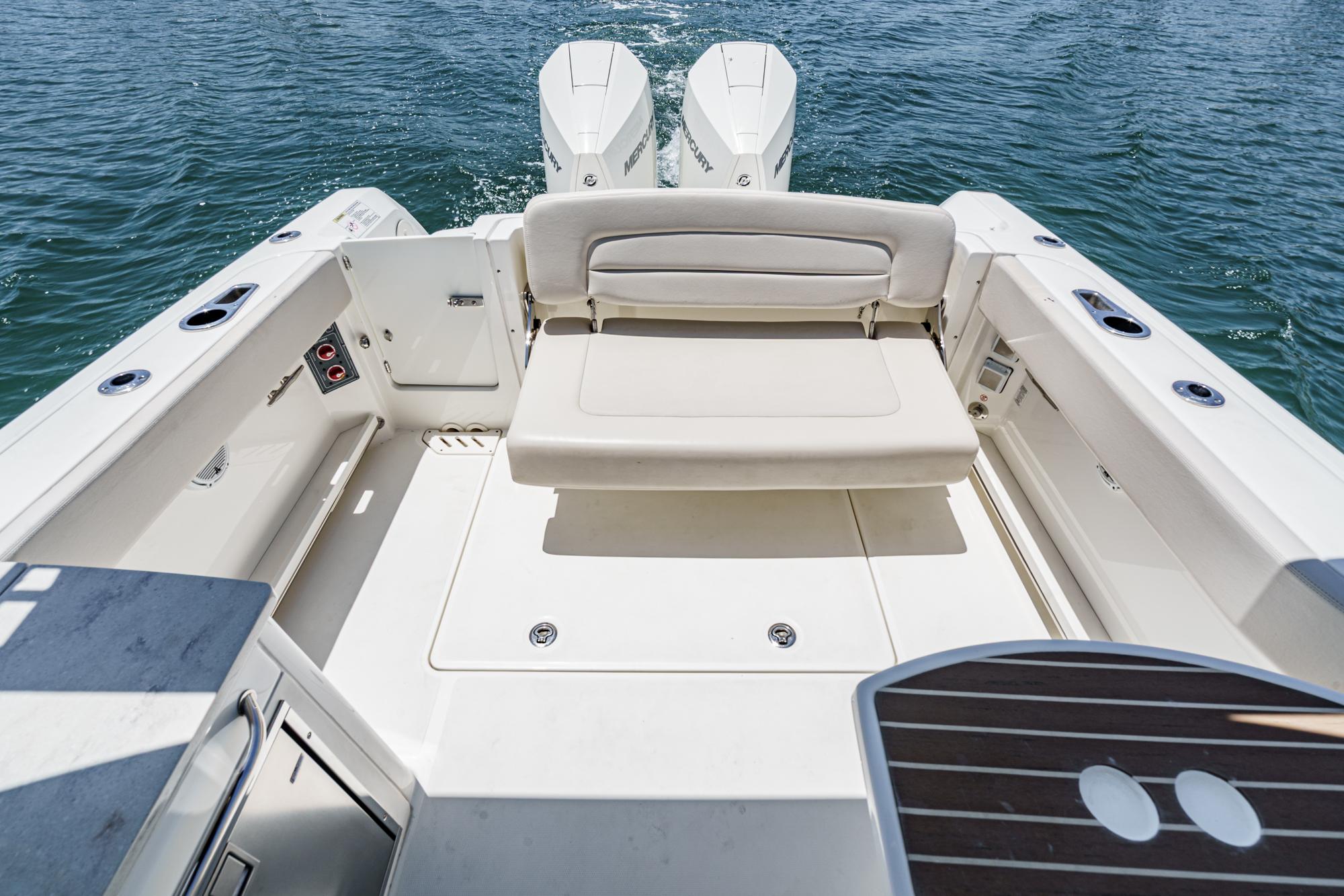 2019 Boston Whaler 270 Vantage #TBRM2431D inventory image at Sun Country Marine Group, San Diego Harbor Island 2019 Boston Whaler 270 Vantage #TBRM2431D inventory image at Sun Country Marine Group, San Diego Harbor Island