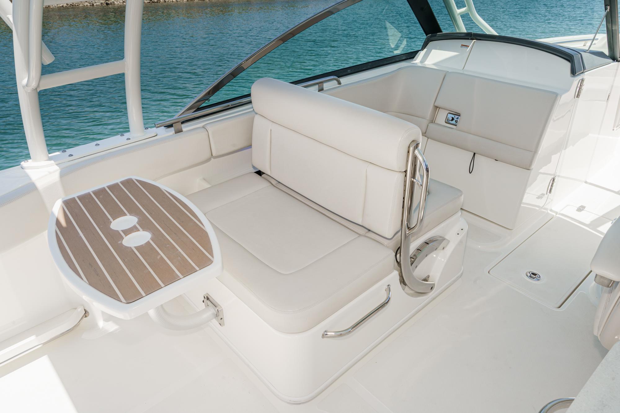 2019 Boston Whaler 270 Vantage #TBRM2431D inventory image at Sun Country Marine Group, San Diego Harbor Island 2019 Boston Whaler 270 Vantage #TBRM2431D inventory image at Sun Country Marine Group, San Diego Harbor Island