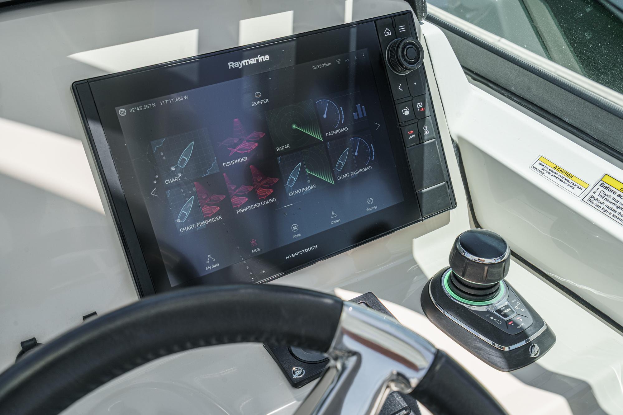 2019 Boston Whaler 270 Vantage #TBRM2431D inventory image at Sun Country Marine Group, San Diego Harbor Island 2019 Boston Whaler 270 Vantage #TBRM2431D inventory image at Sun Country Marine Group, San Diego Harbor Island
