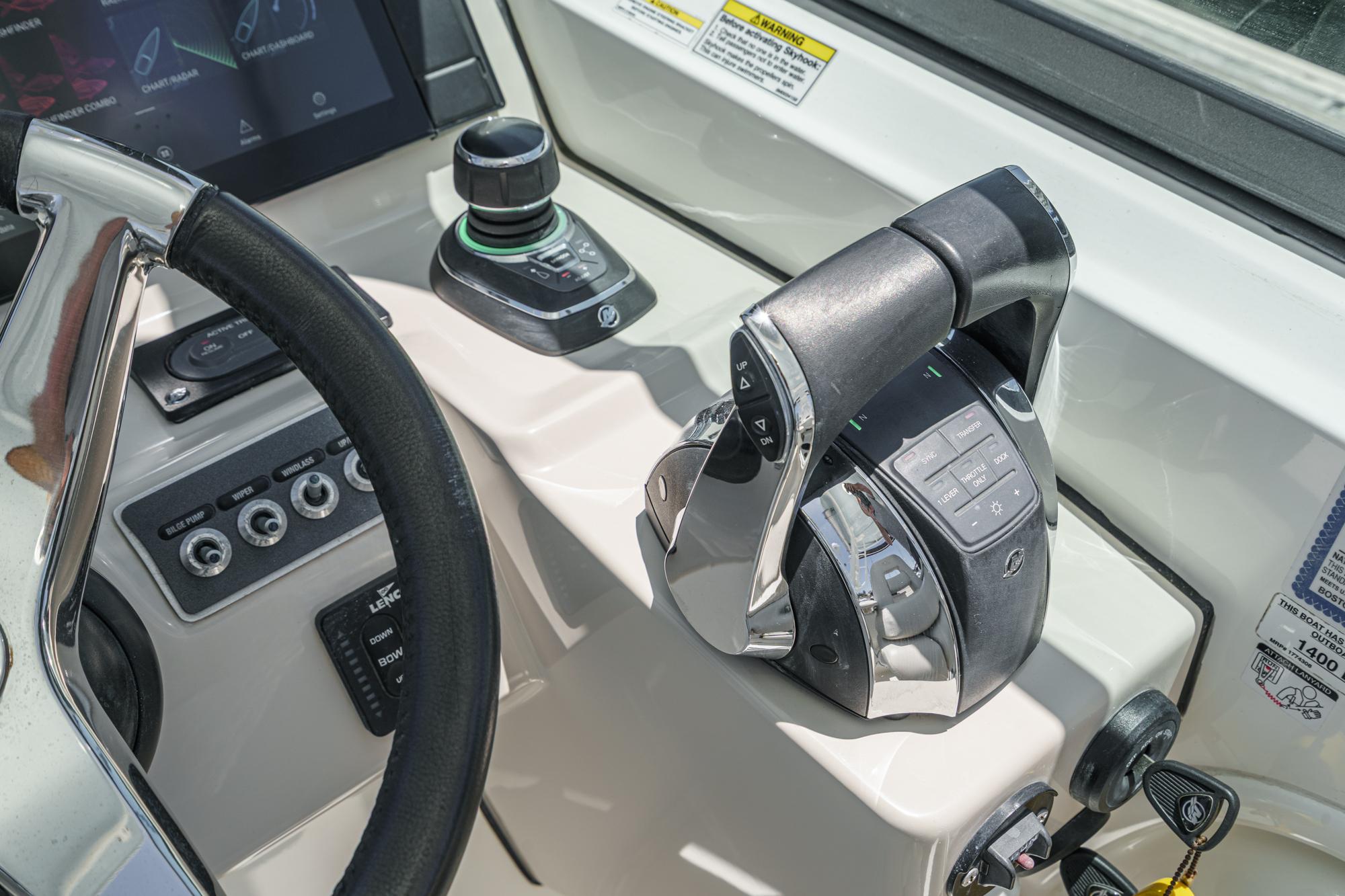 2019 Boston Whaler 270 Vantage #TBRM2431D inventory image at Sun Country Marine Group, San Diego Harbor Island 2019 Boston Whaler 270 Vantage #TBRM2431D inventory image at Sun Country Marine Group, San Diego Harbor Island