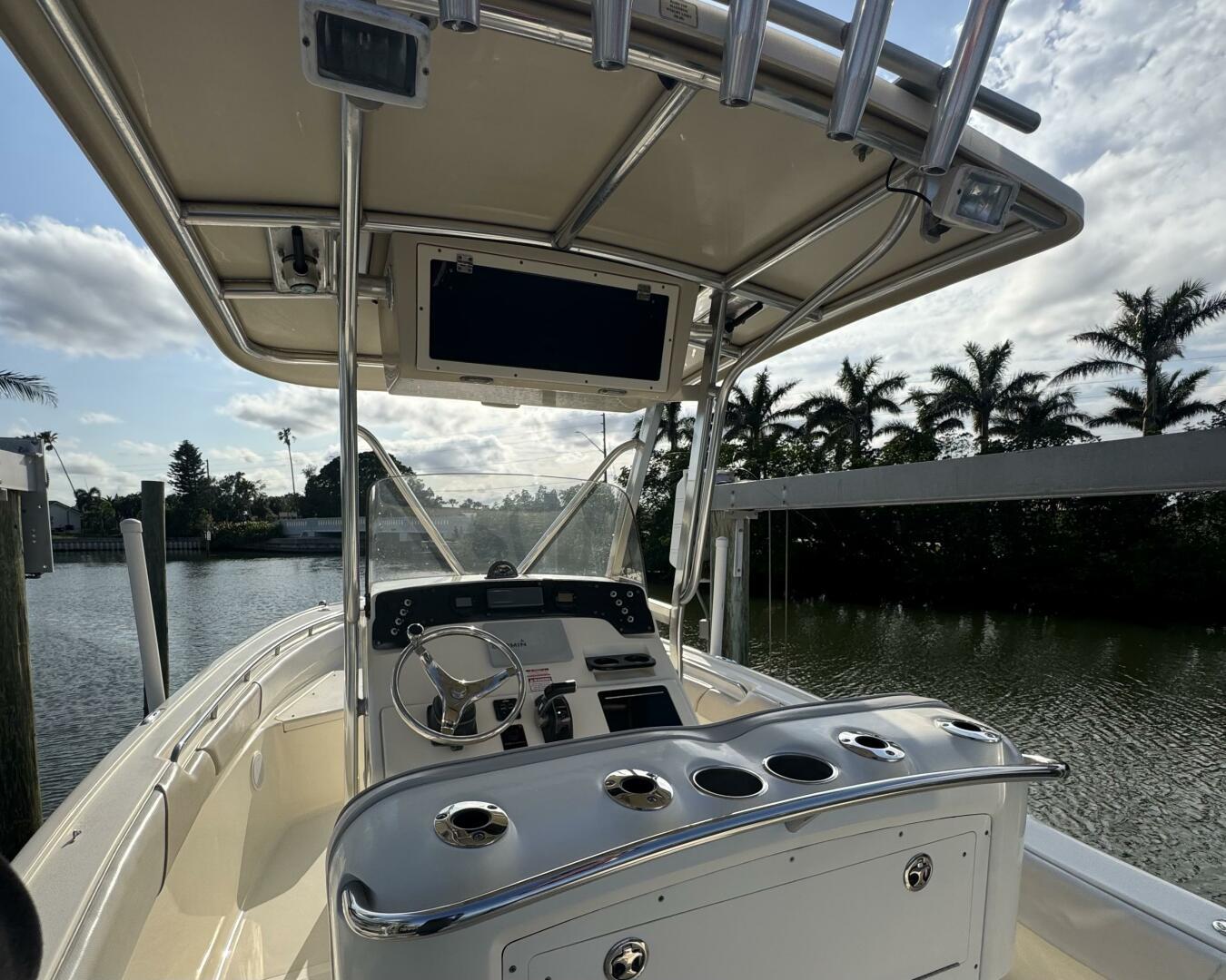 2011 Scout 245 SXF-6