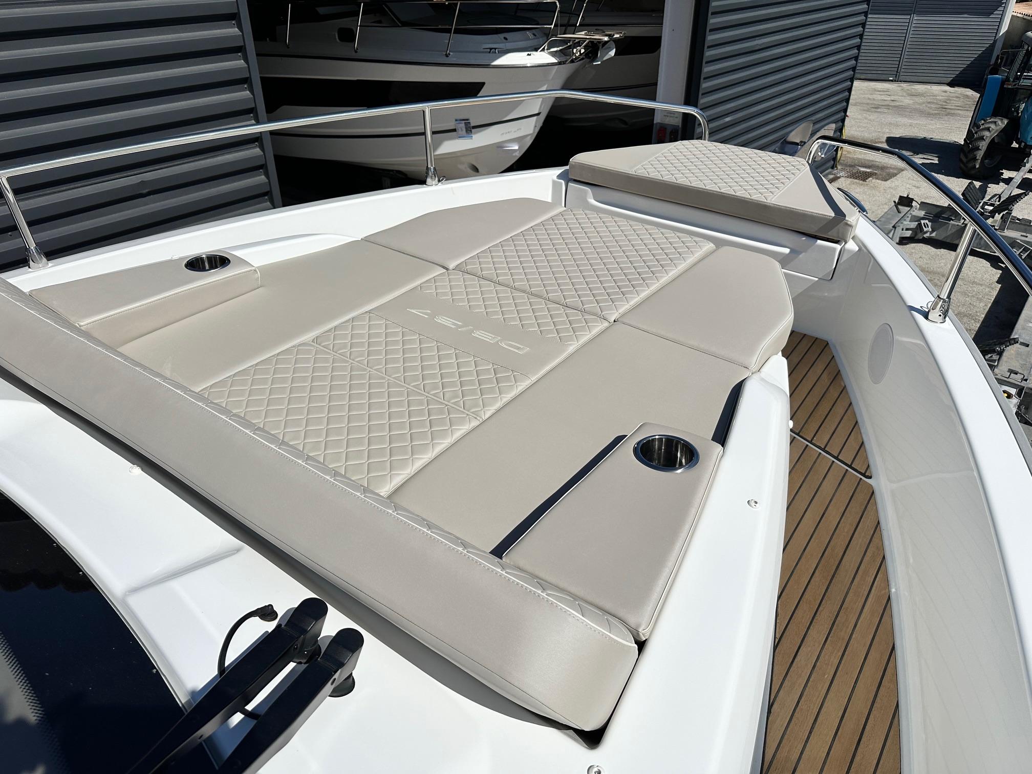Jeanneau DB/37 OB