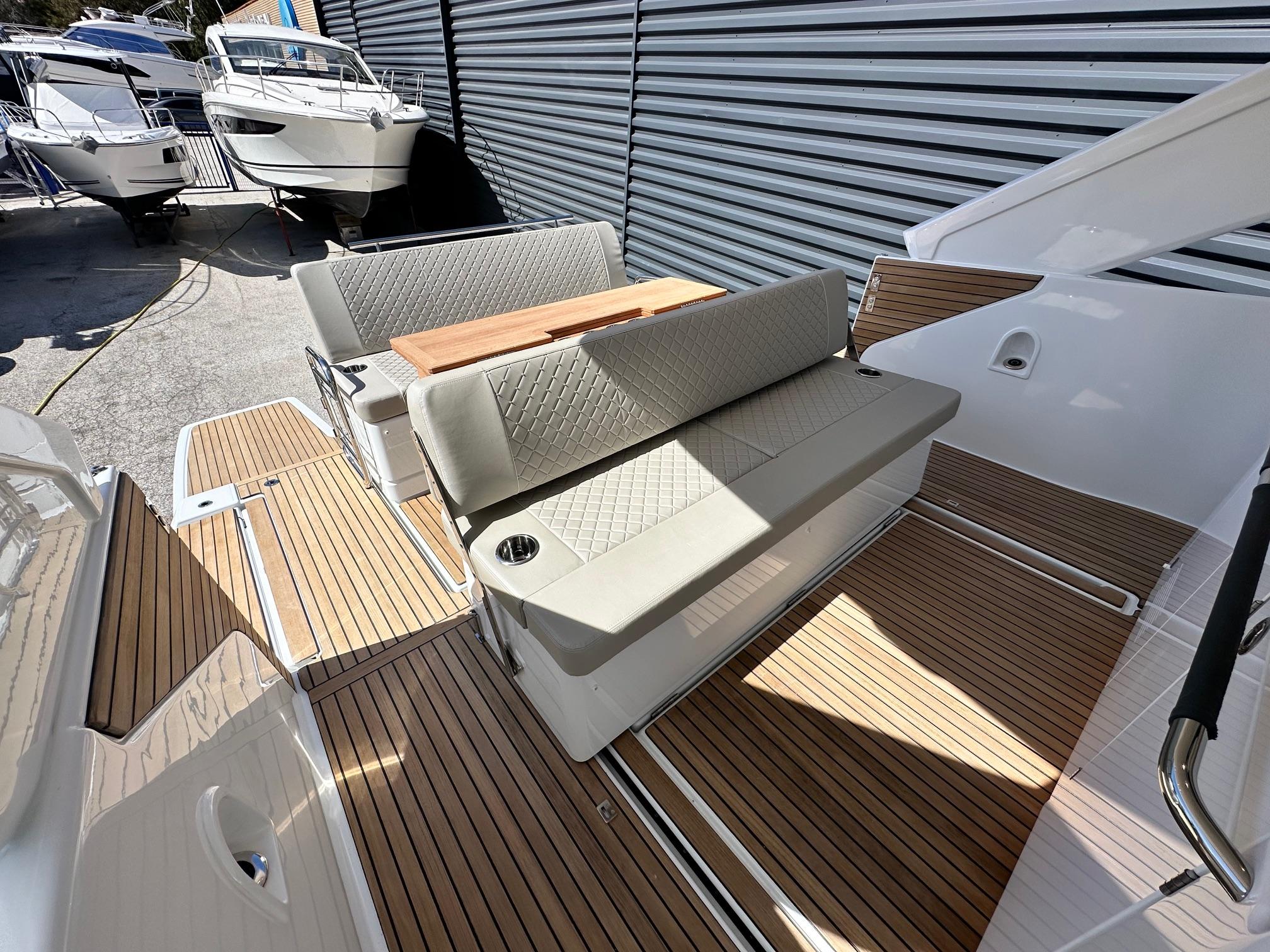Jeanneau DB/37 OB