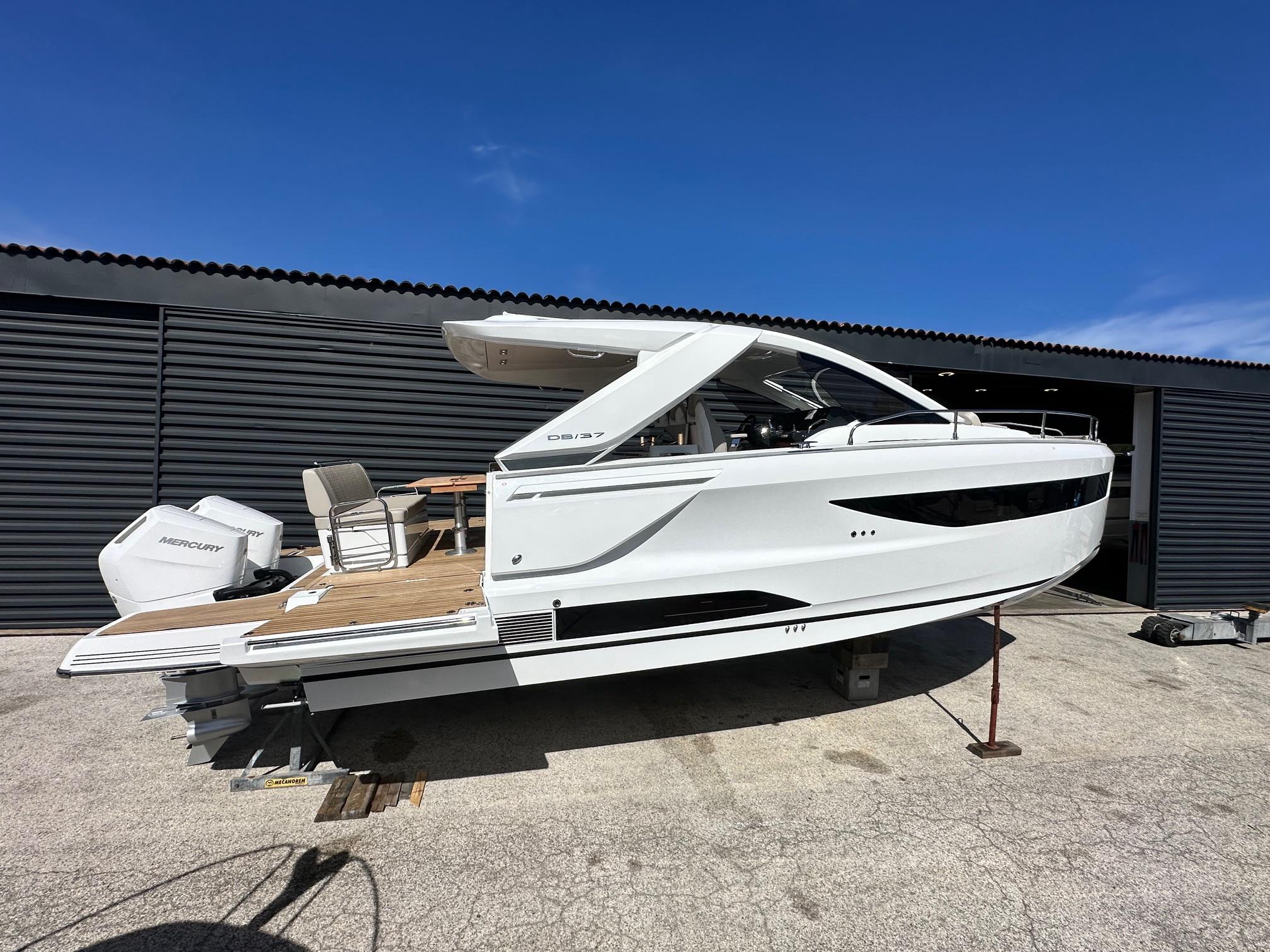 Jeanneau DB/37 OB