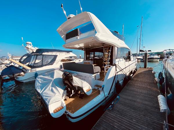 2019 Sealine F430