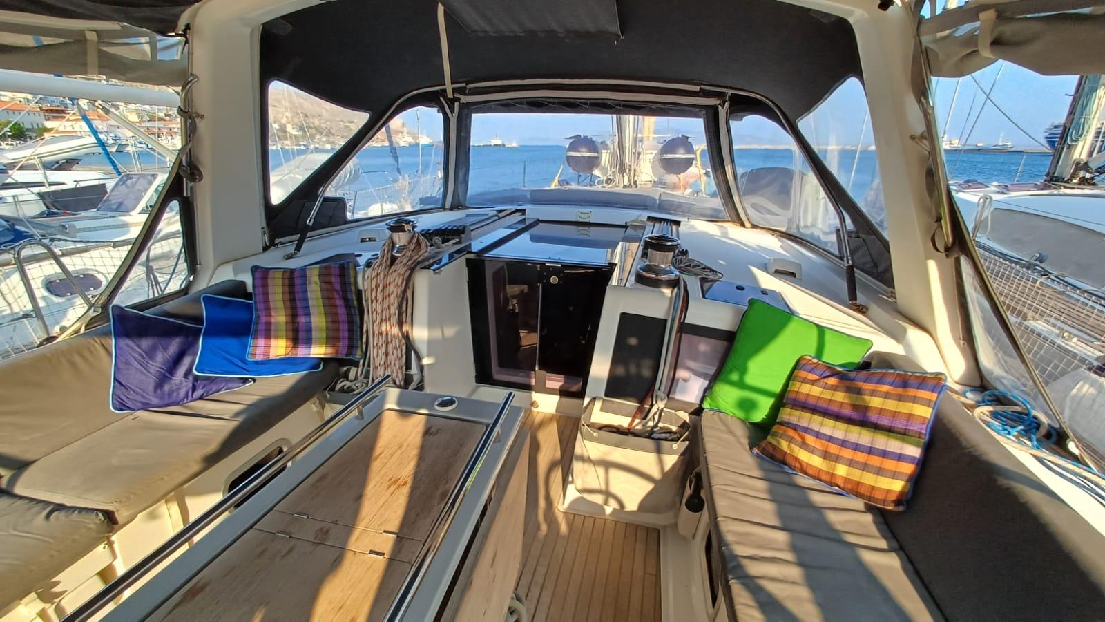 Yacht Photos Pics