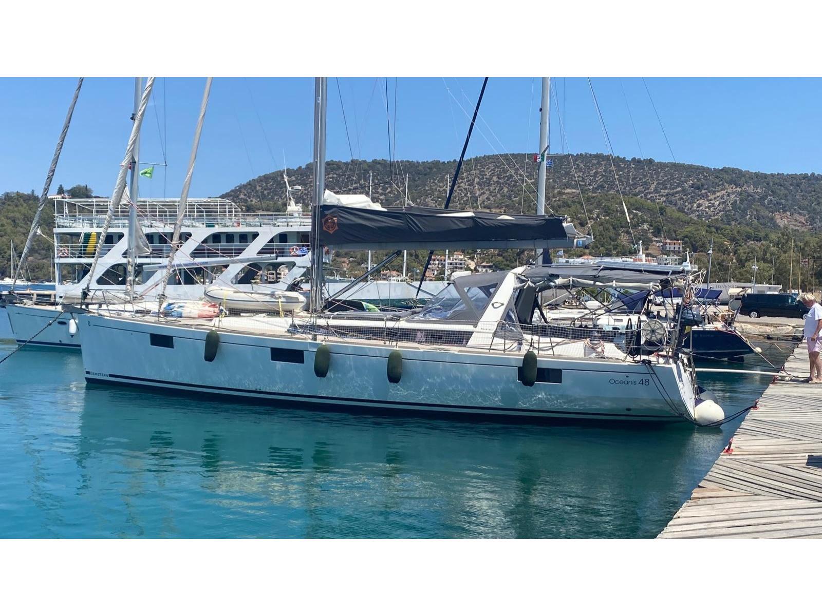 48' Beneteau 2012